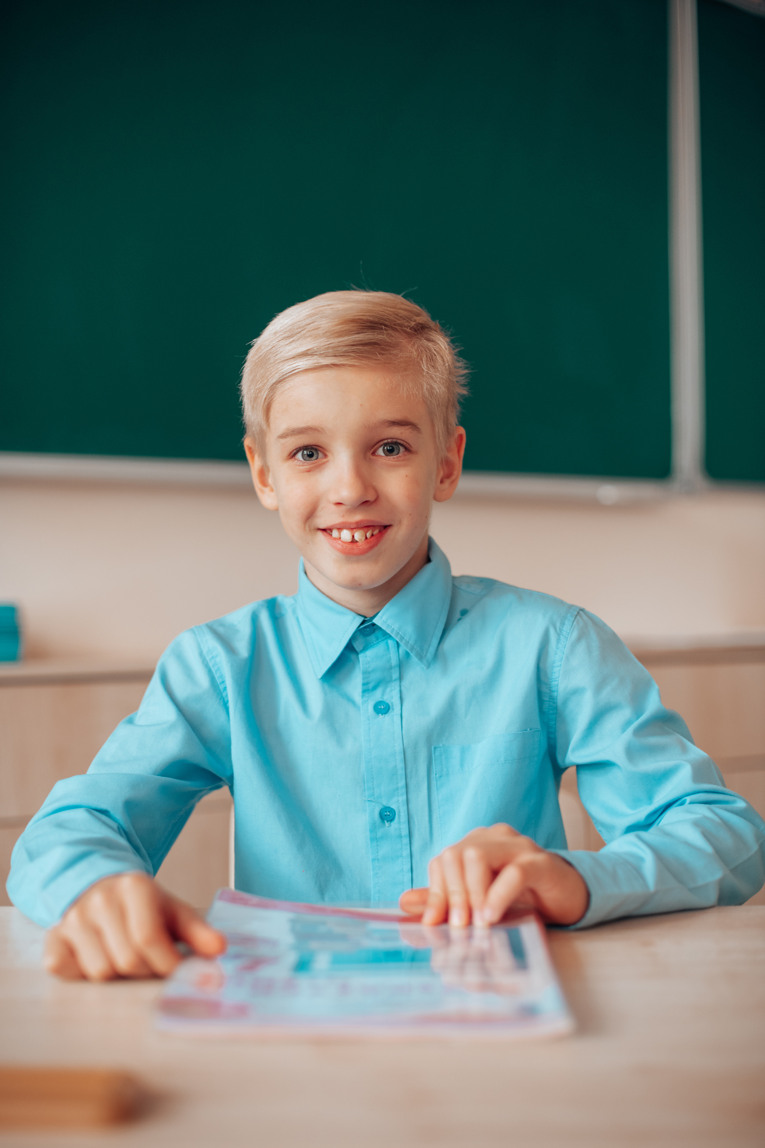 Школьные альбомы. Фотограф Алла Елисеева