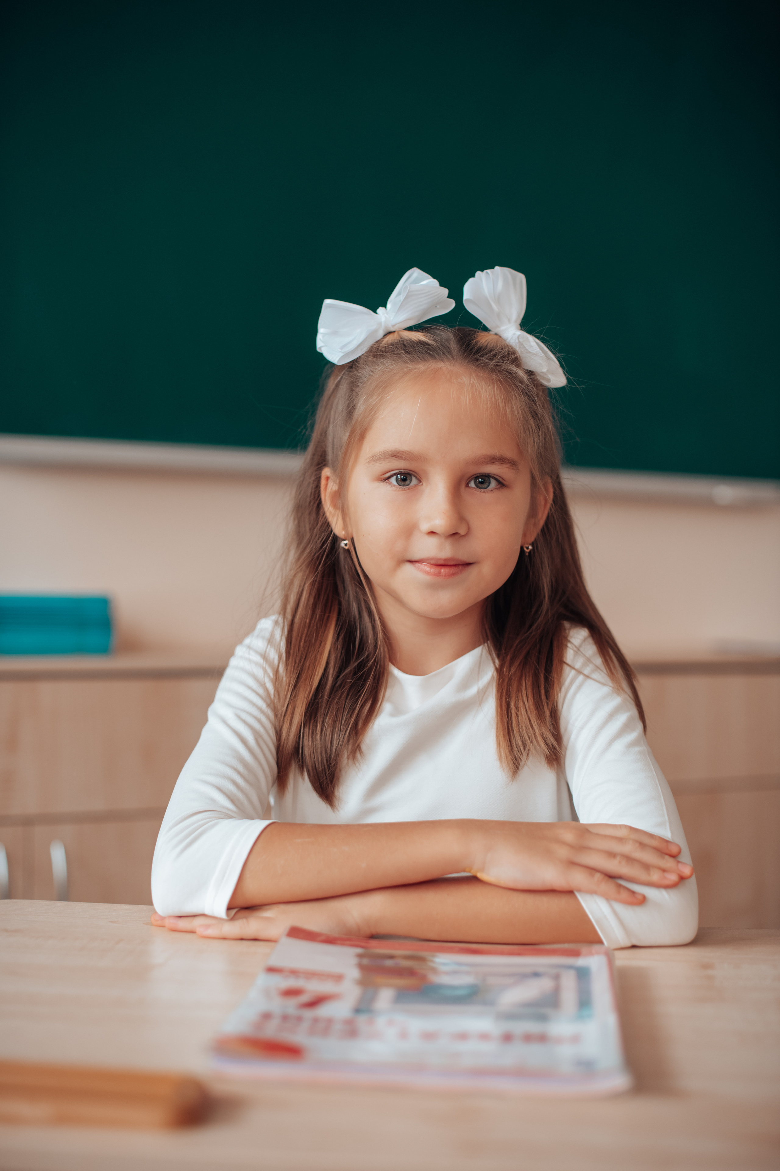 Школьные альбомы. Фотограф Алла Елисеева