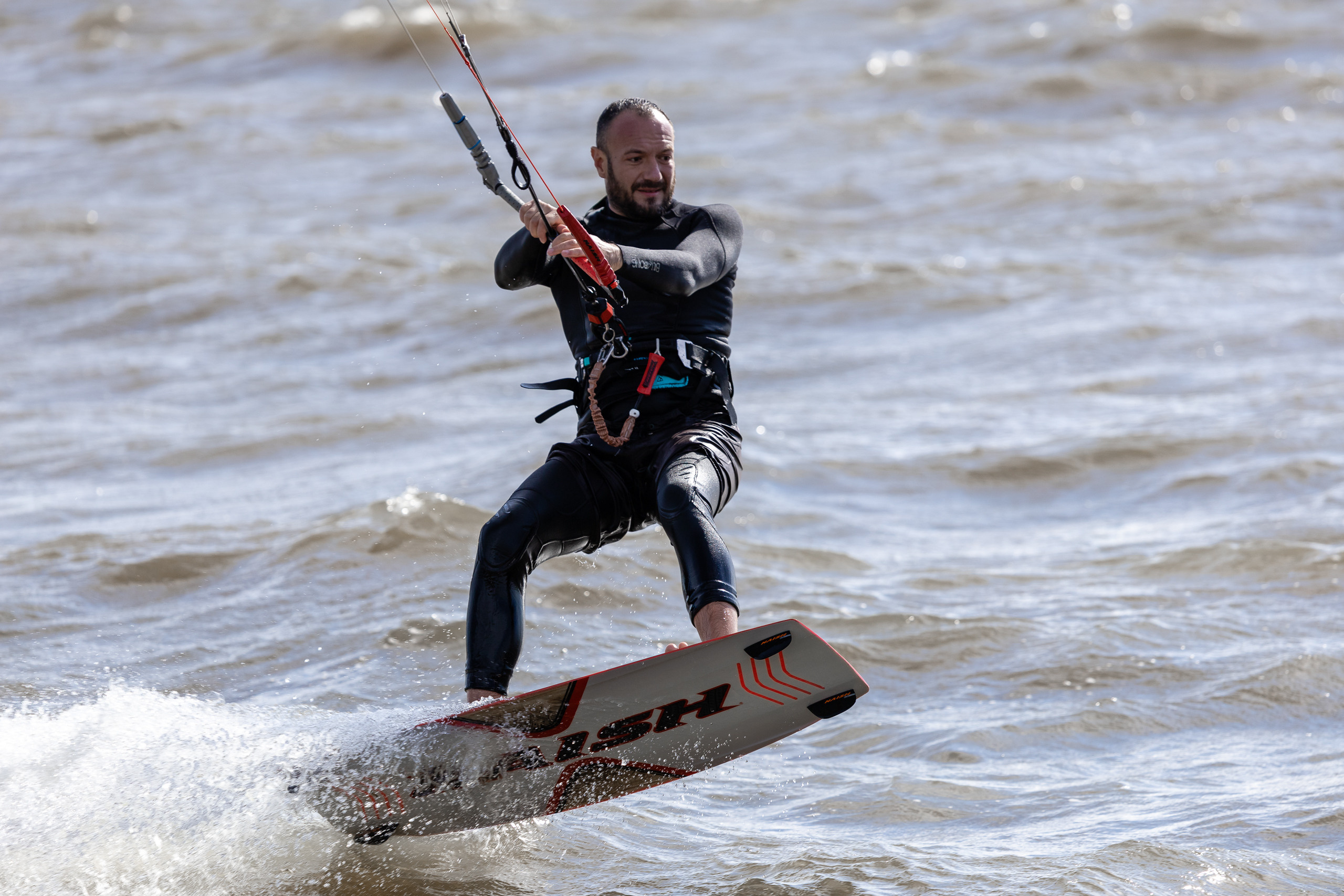 Фотосъемка кайтеров на финском заливе. Фотограф в Санкт-Петербурге — Сергей Петров