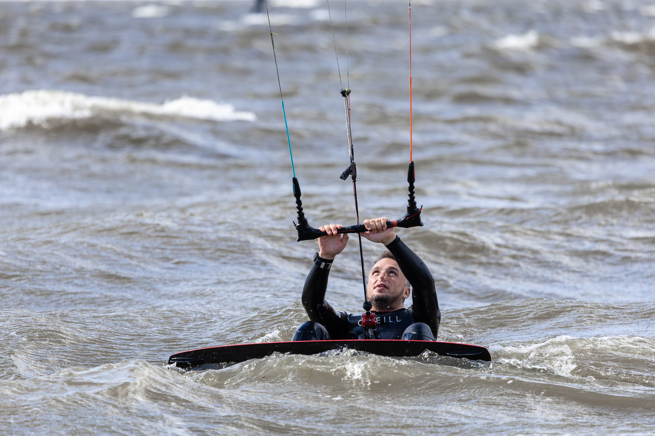 Фотосъемка кайтеров на финском заливе. Фотограф в Санкт-Петербурге — Сергей Петров