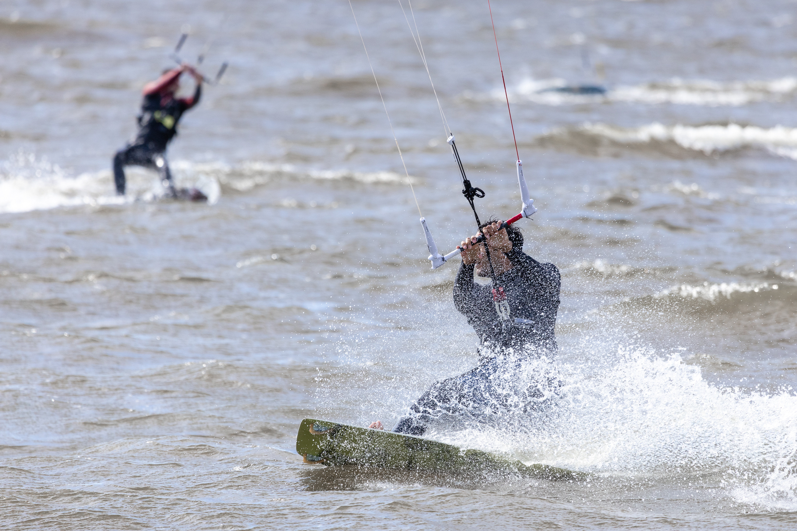 Фотосъемка кайтеров на финском заливе. Фотограф в Санкт-Петербурге — Сергей Петров