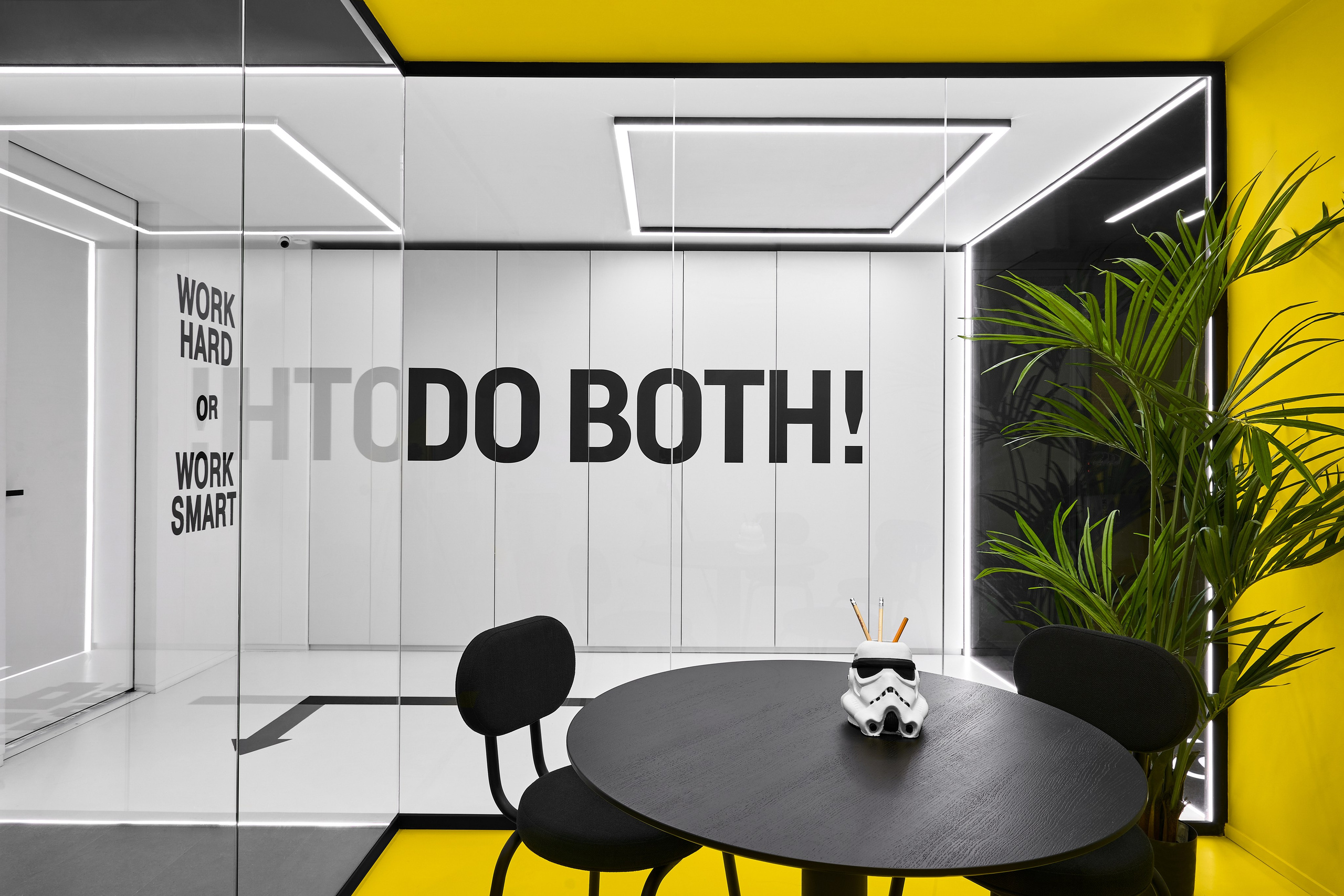 Work Hard!. Andre Semenov — Interior & Real Estate Photographer