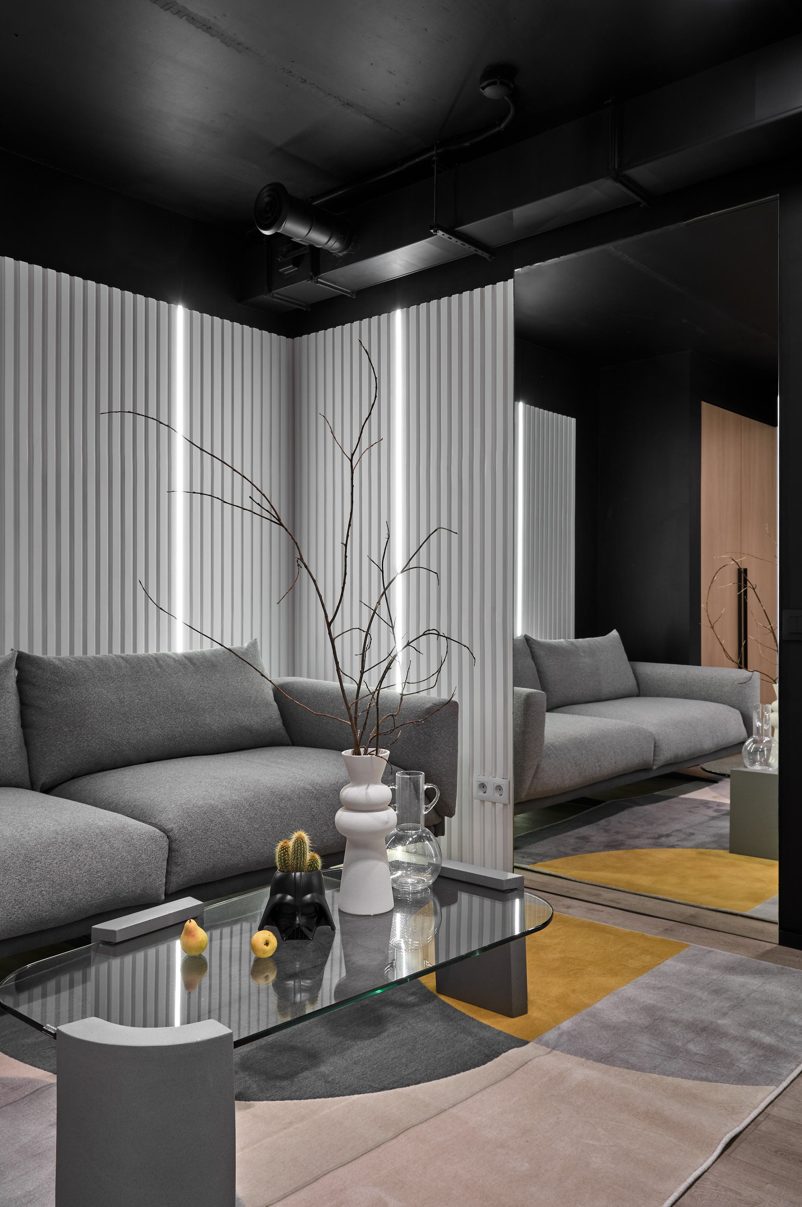 Work Hard!. Andre Semenov — Interior & Real Estate Photographer