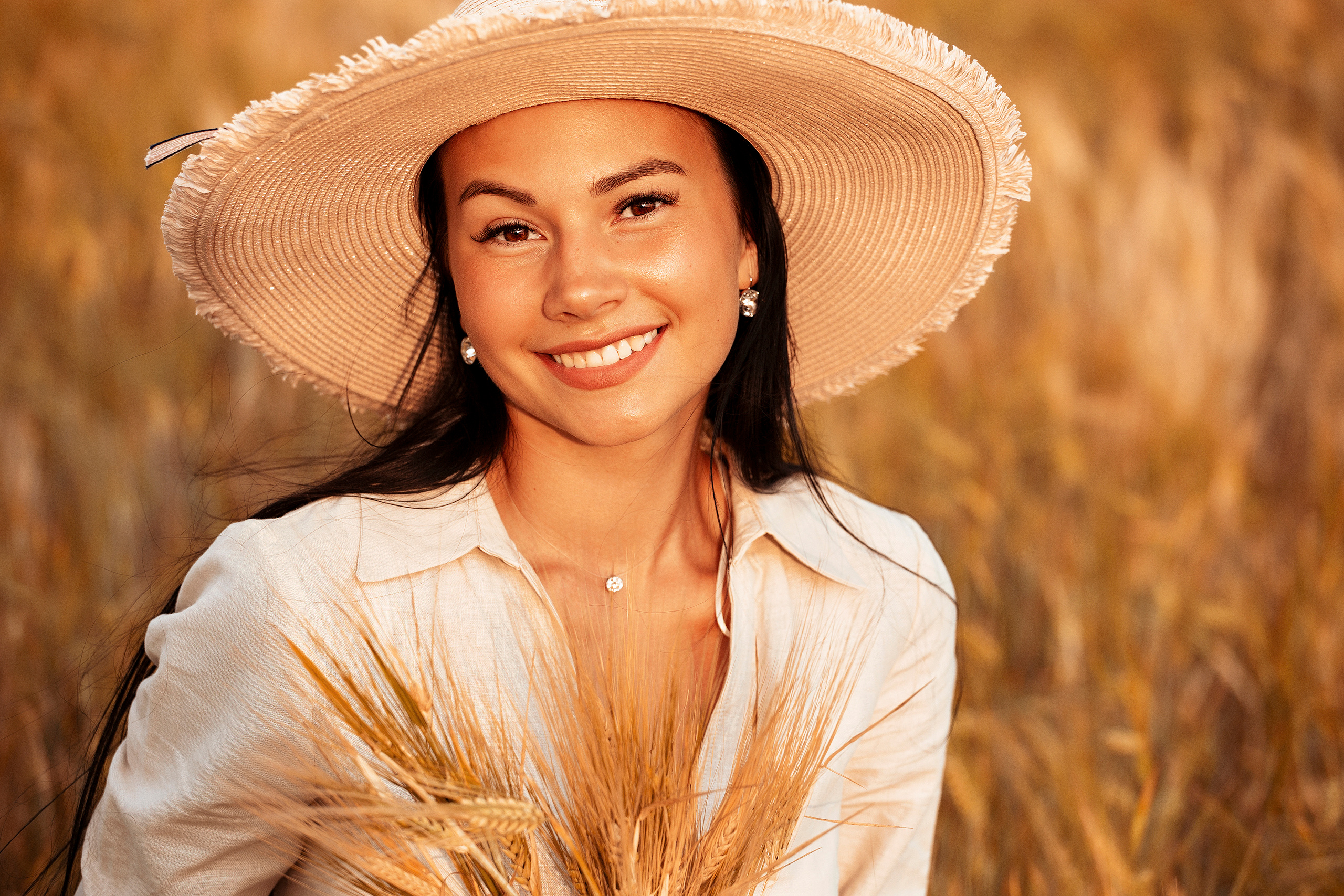 Портрет женский. Портретная фотосессия. Фотопортрет. Студийный портрет. Семейный и детский фотограф в Омске Светлана Каритун