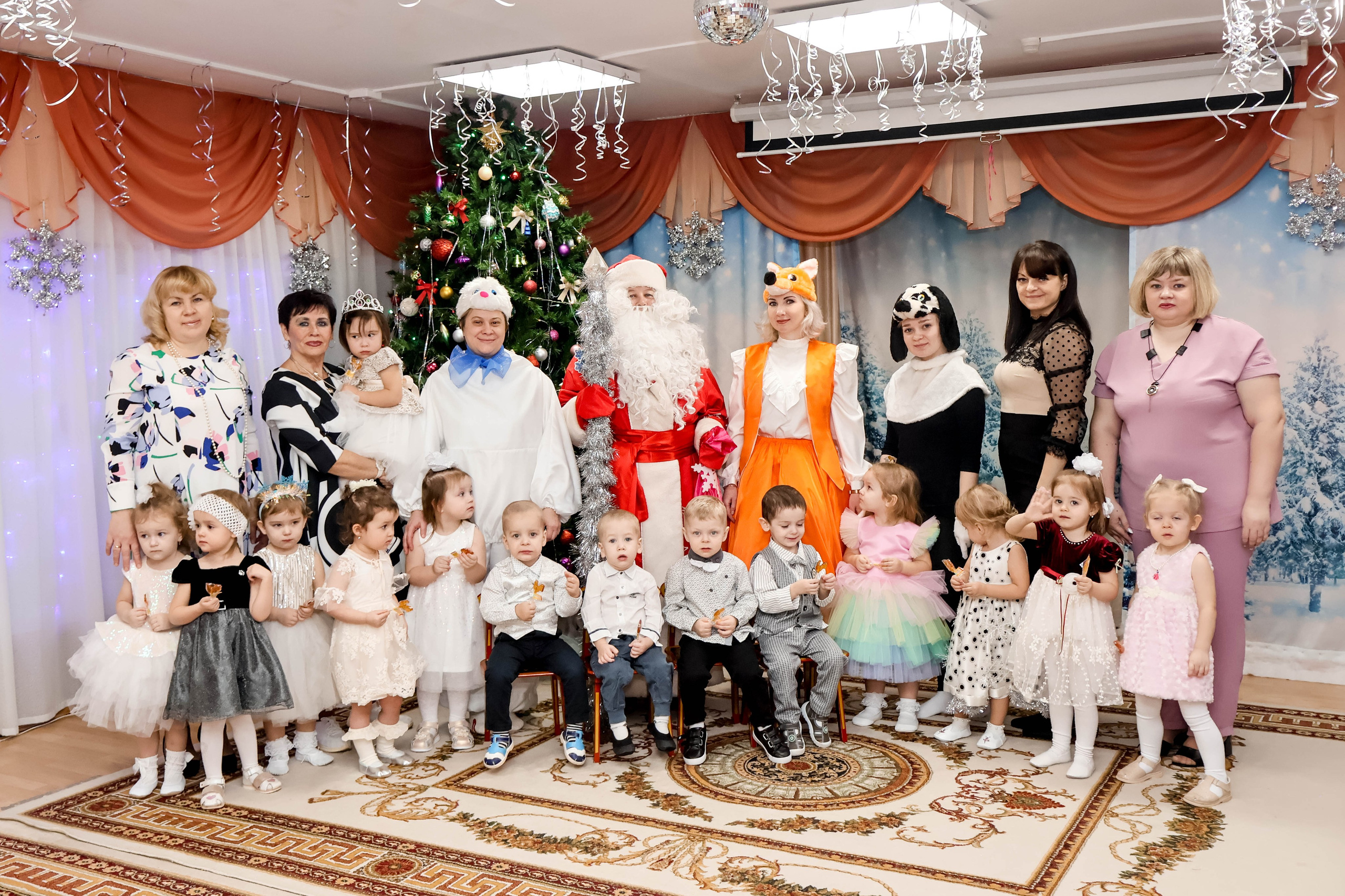 Новый год группа «Вишенка». Виктория Шишкова свадебный фотограф Москва и МО (Балашиха, Щелково)