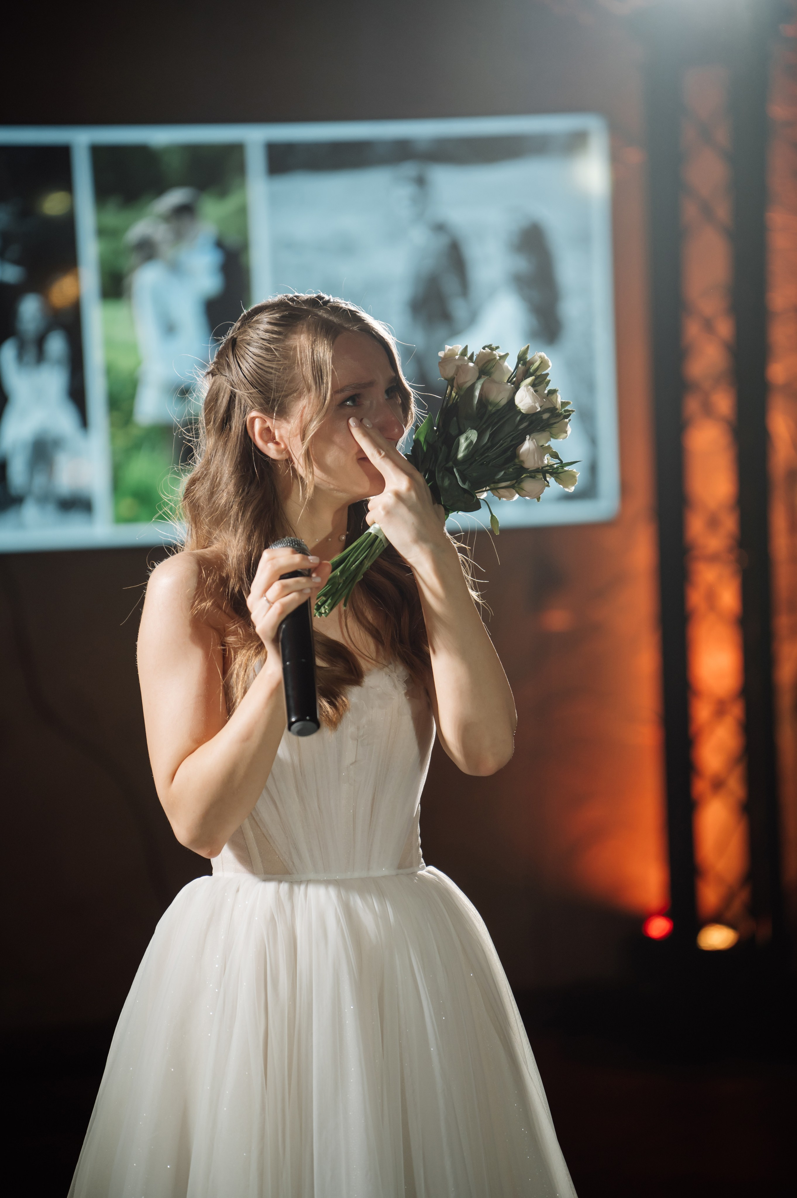 Свадебная фотосессия пары в Агроусадьбе Дачка бай