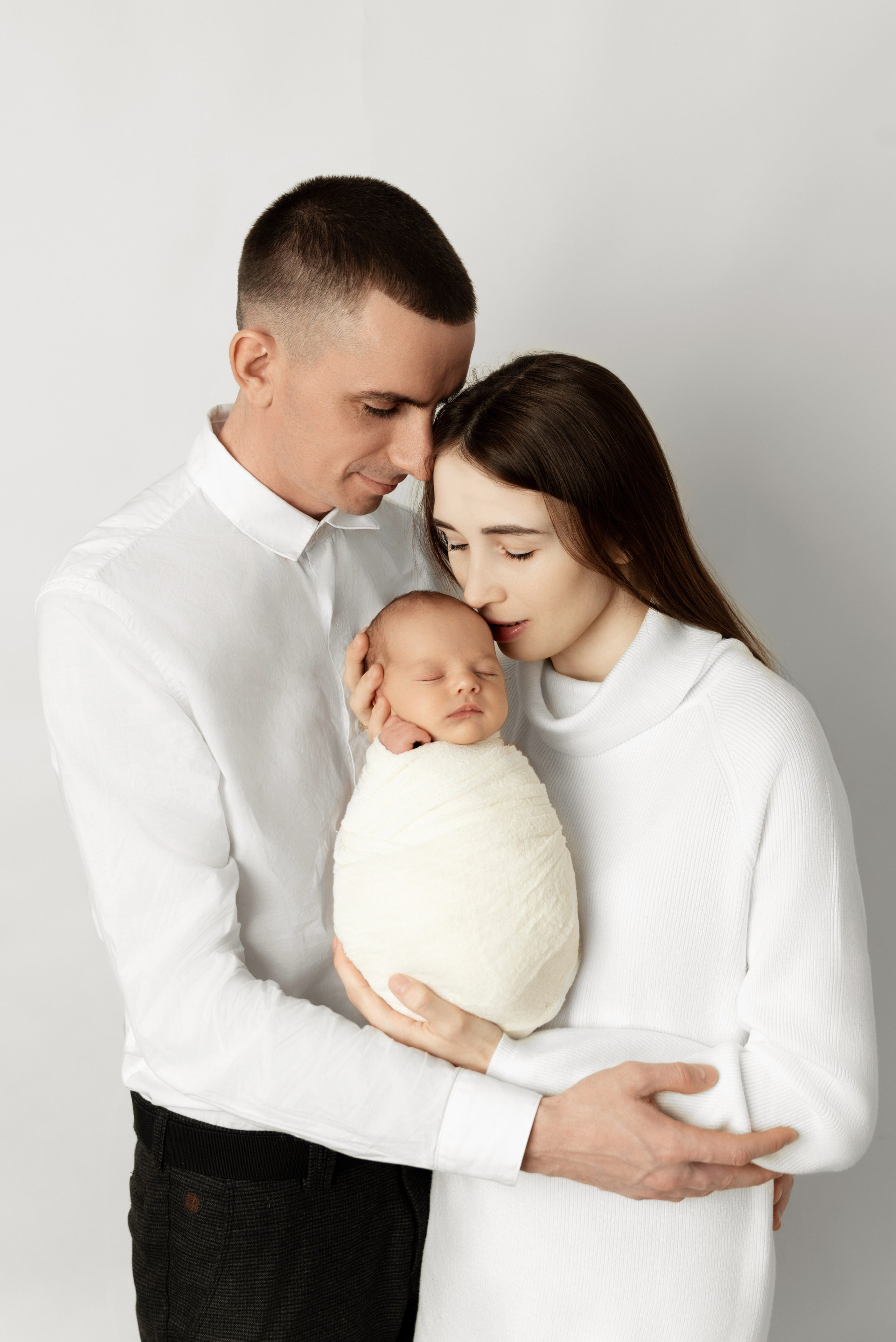 Малыш Ефим Ньюборн КРЕПЫШ. Фотограф новорожденных в Нижневартовске Лара Курдюкова