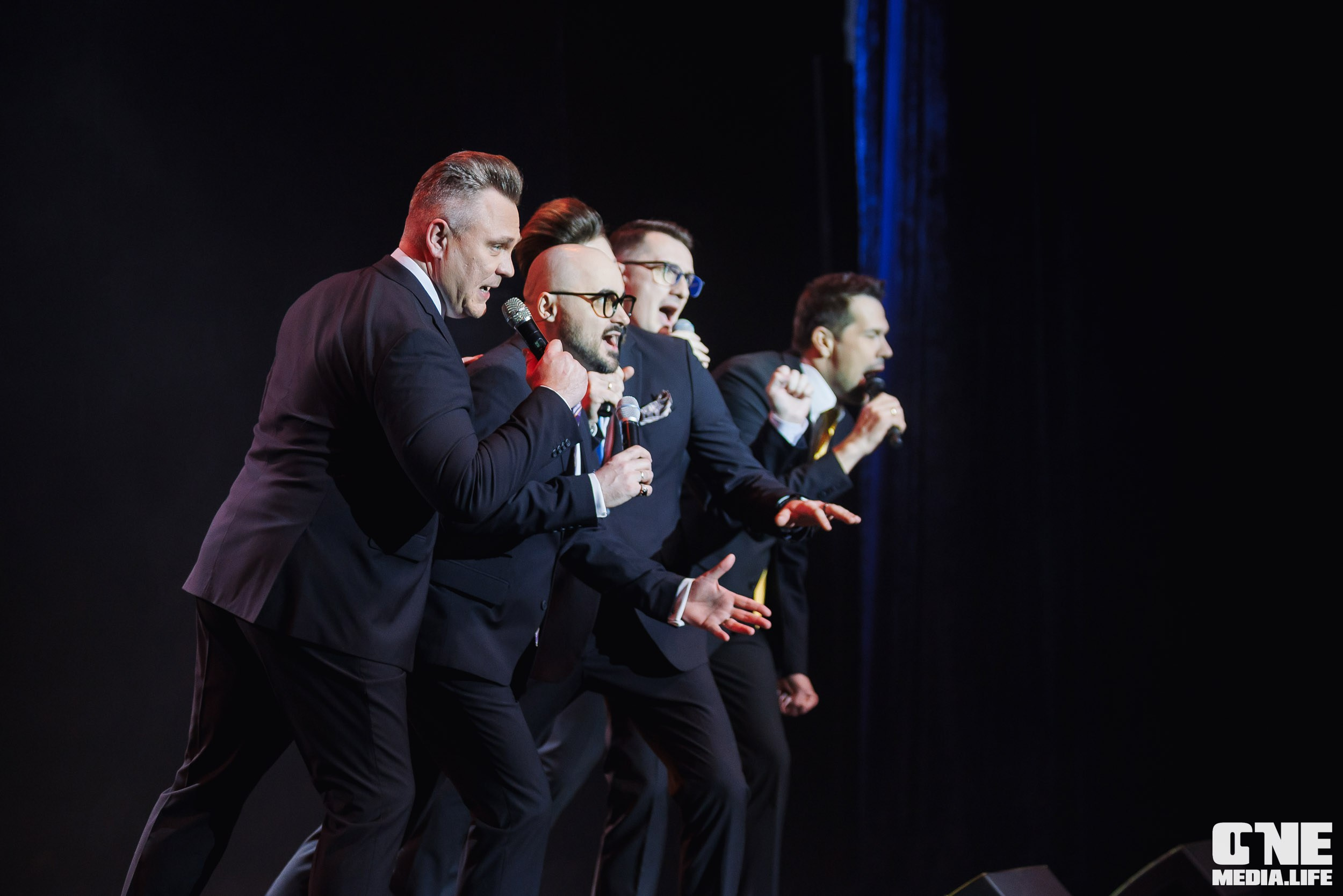 Фоторепортаж из Янтарь Холла. One Media Life: фоторепортажи, фотоотчеты с мероприятий и заведений