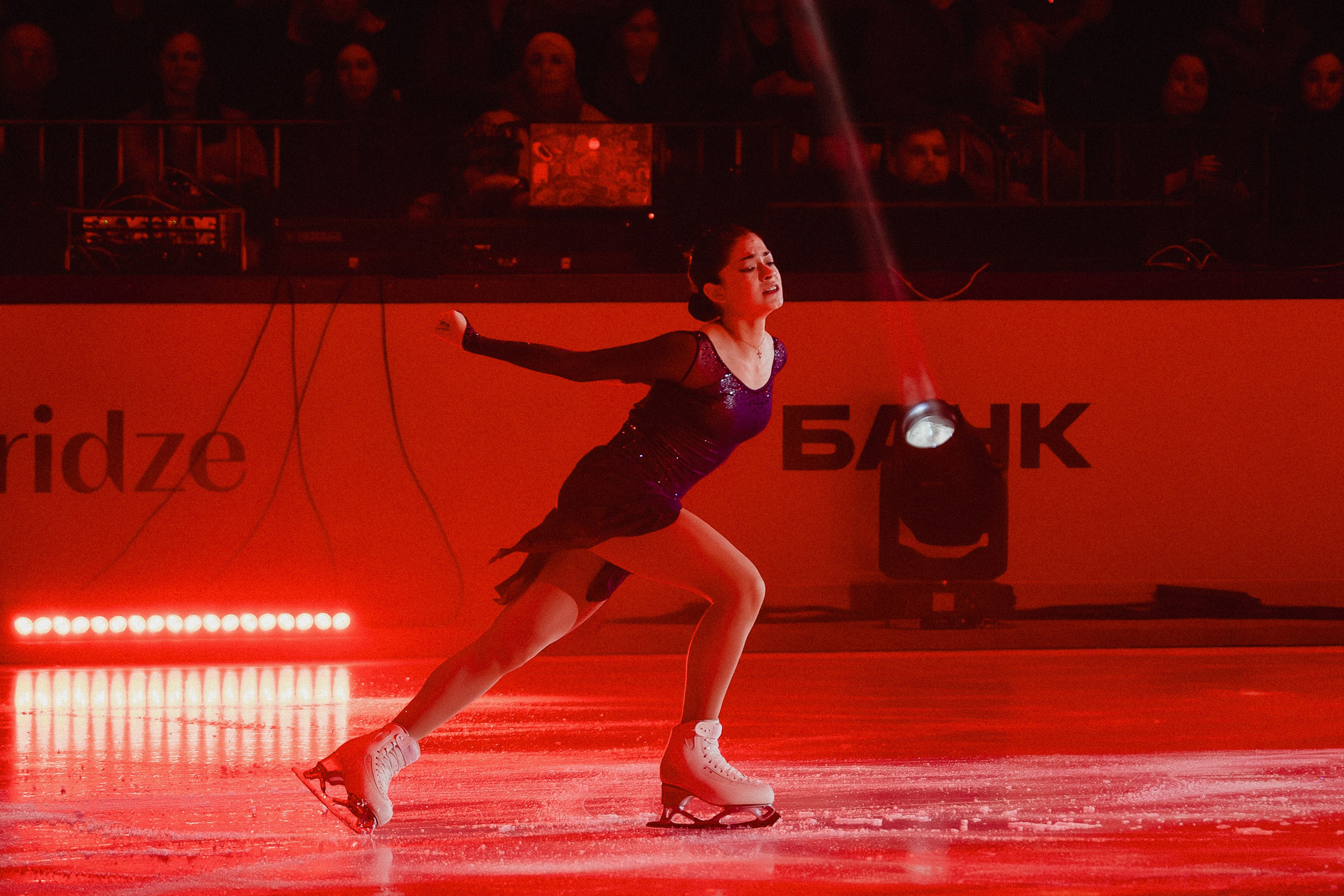 Шоу Этери Тутберидзе в Новосибирске. Воробьева Ксения — Спортивный и танцевальный фотограф Новосибирск