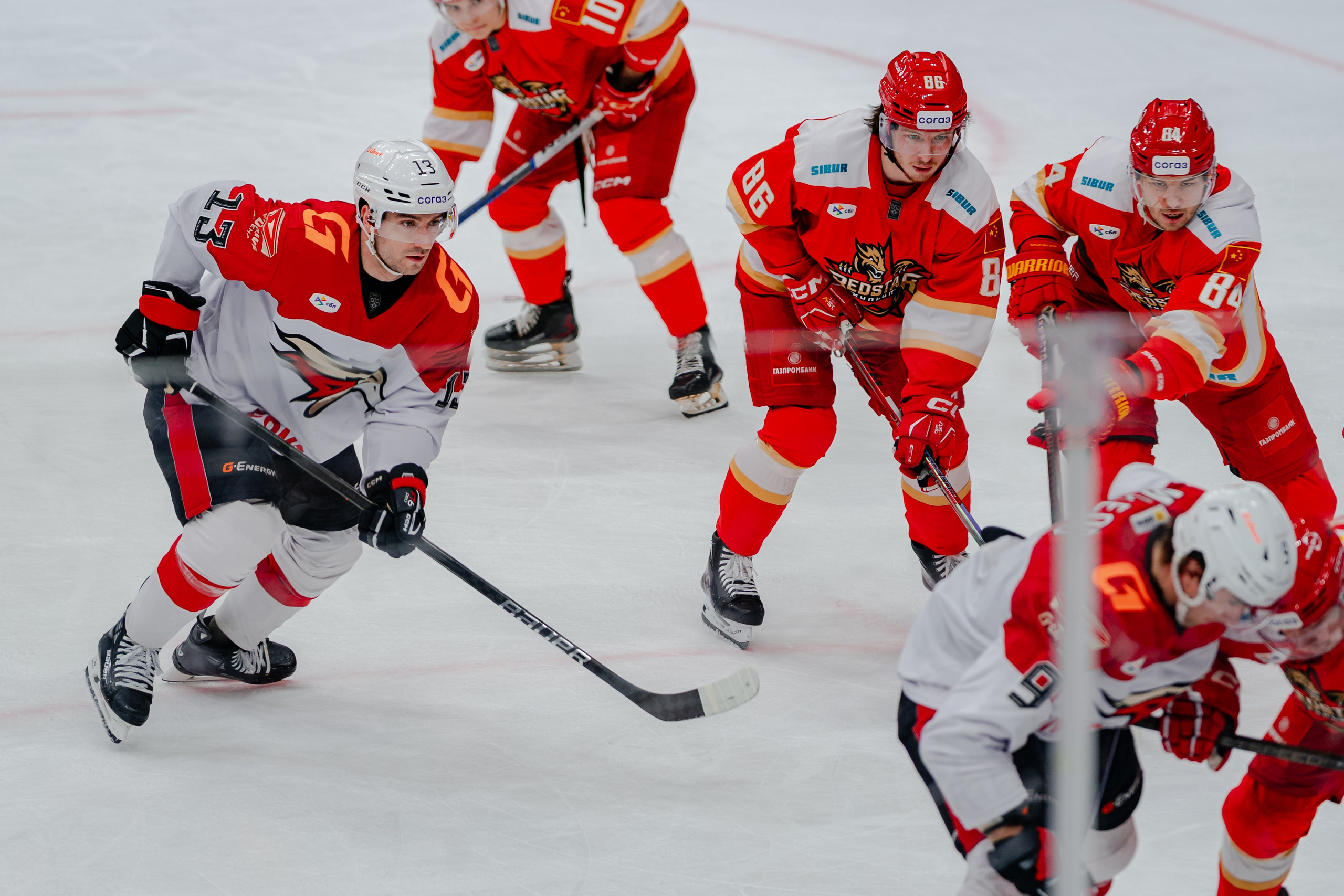 КХЛ КУНЬЛУНЬ РС — АВАНГАРД 22 МАРТА 2025. Репортажный фотограф в Москве Измалков Артем