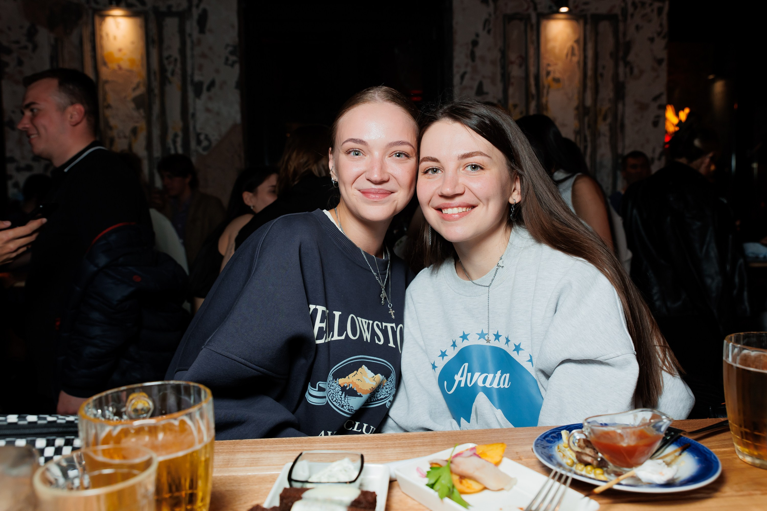 РЮМОЧНОЙ на углу ОДИН ГОД. СВОИ. ФОТООТЧЕТЫ-СОБЫТИЯ-МЕСТА