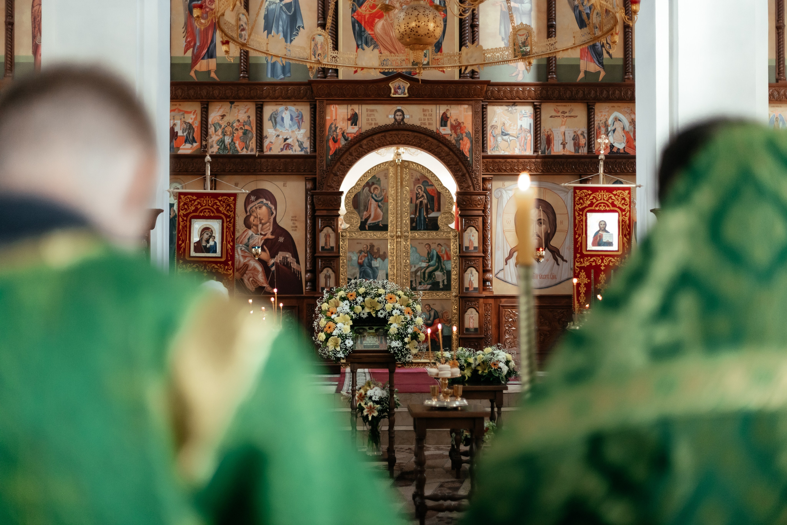 В Спасский храм принесен ковчег с мощами блгвв. кн. Петра и Февронии. Саратовское Северо-Западное благочиние