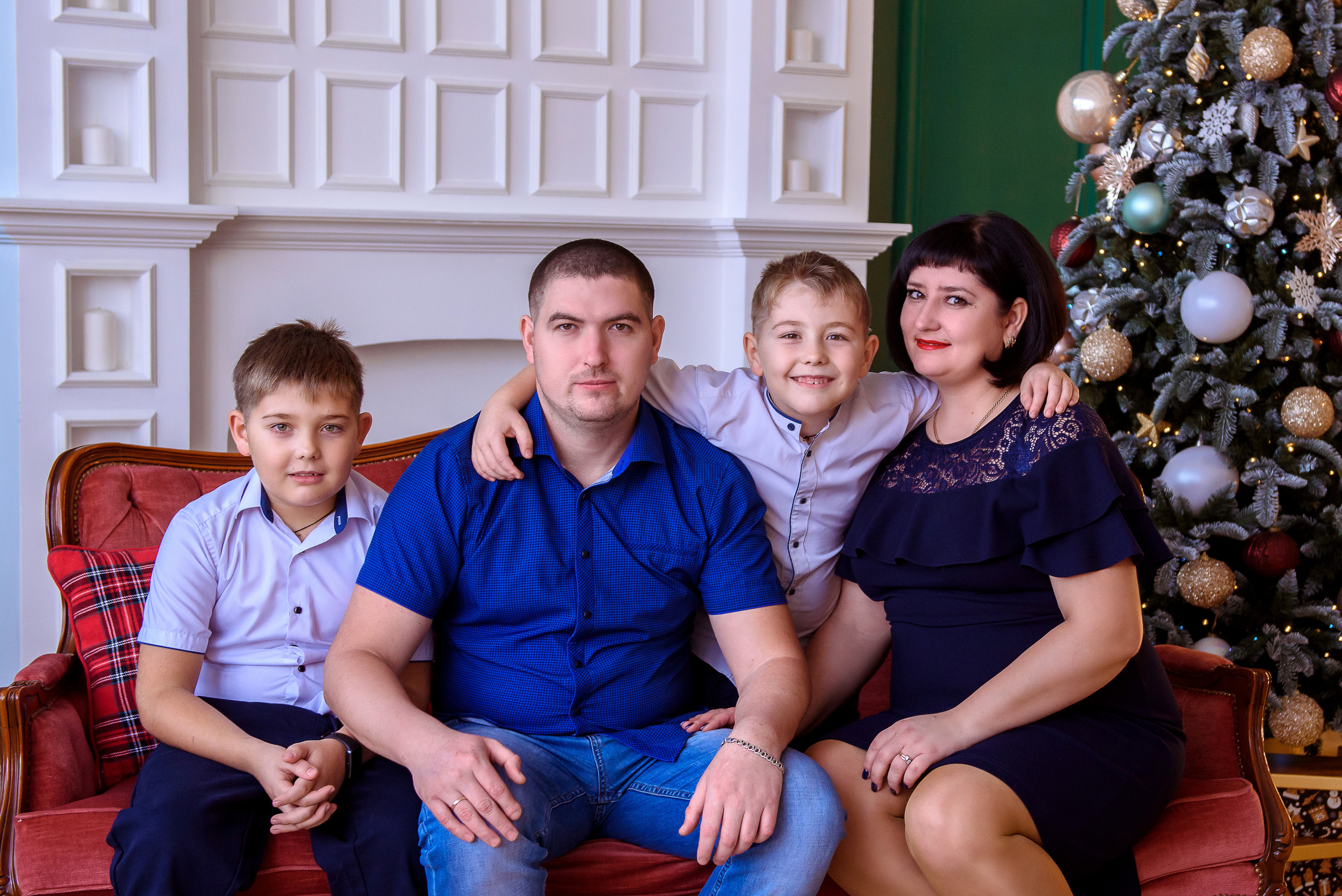 Новогодняя фотосессия Татьяны и Владимира. Фотограф. Выпускные альбомы в Барнауле