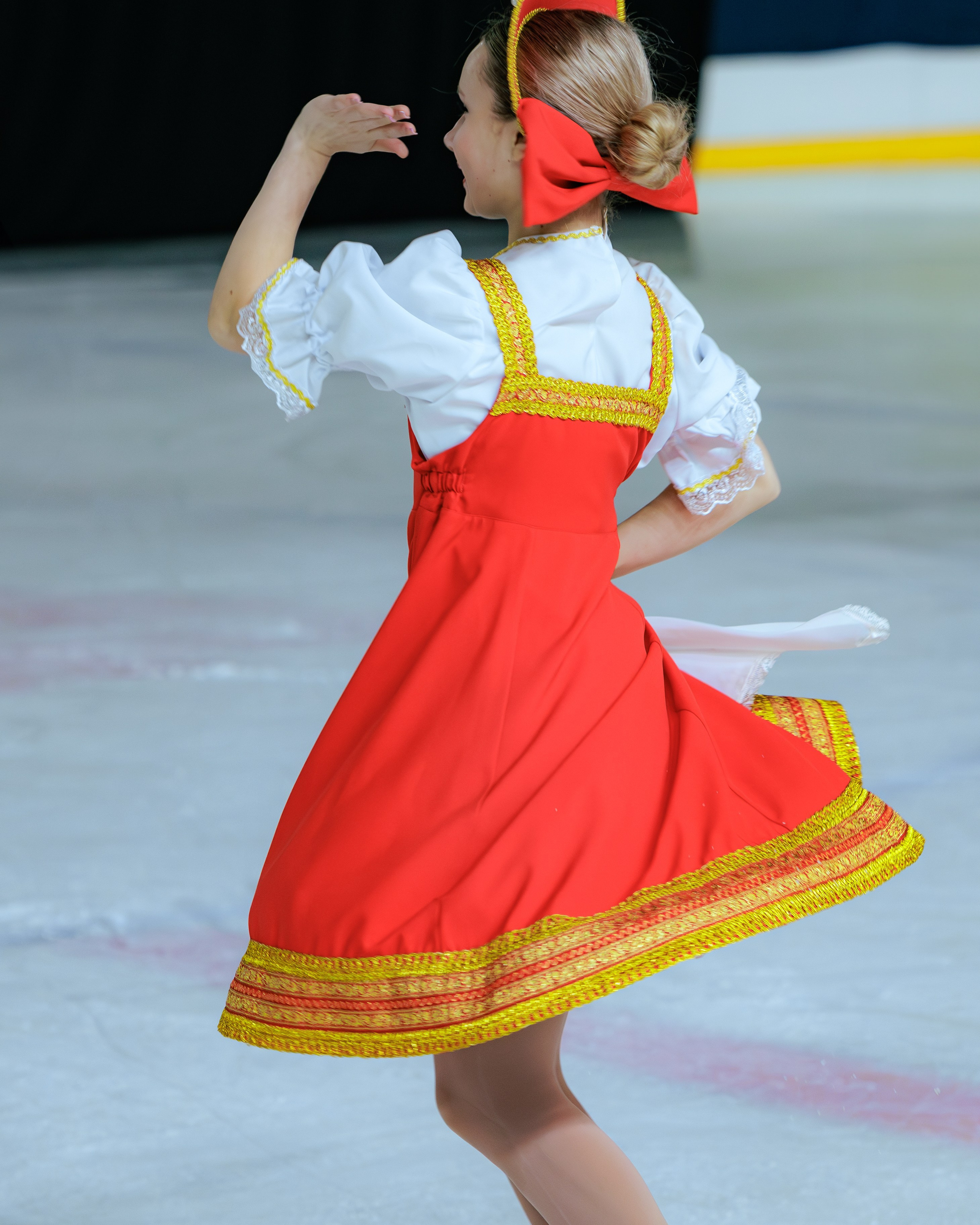 Детский театр на льду «АЛЕКО». Выпускные альбомы и школьный фотограф в Подольске, Троицке, Щербинке, Москве и Московской области