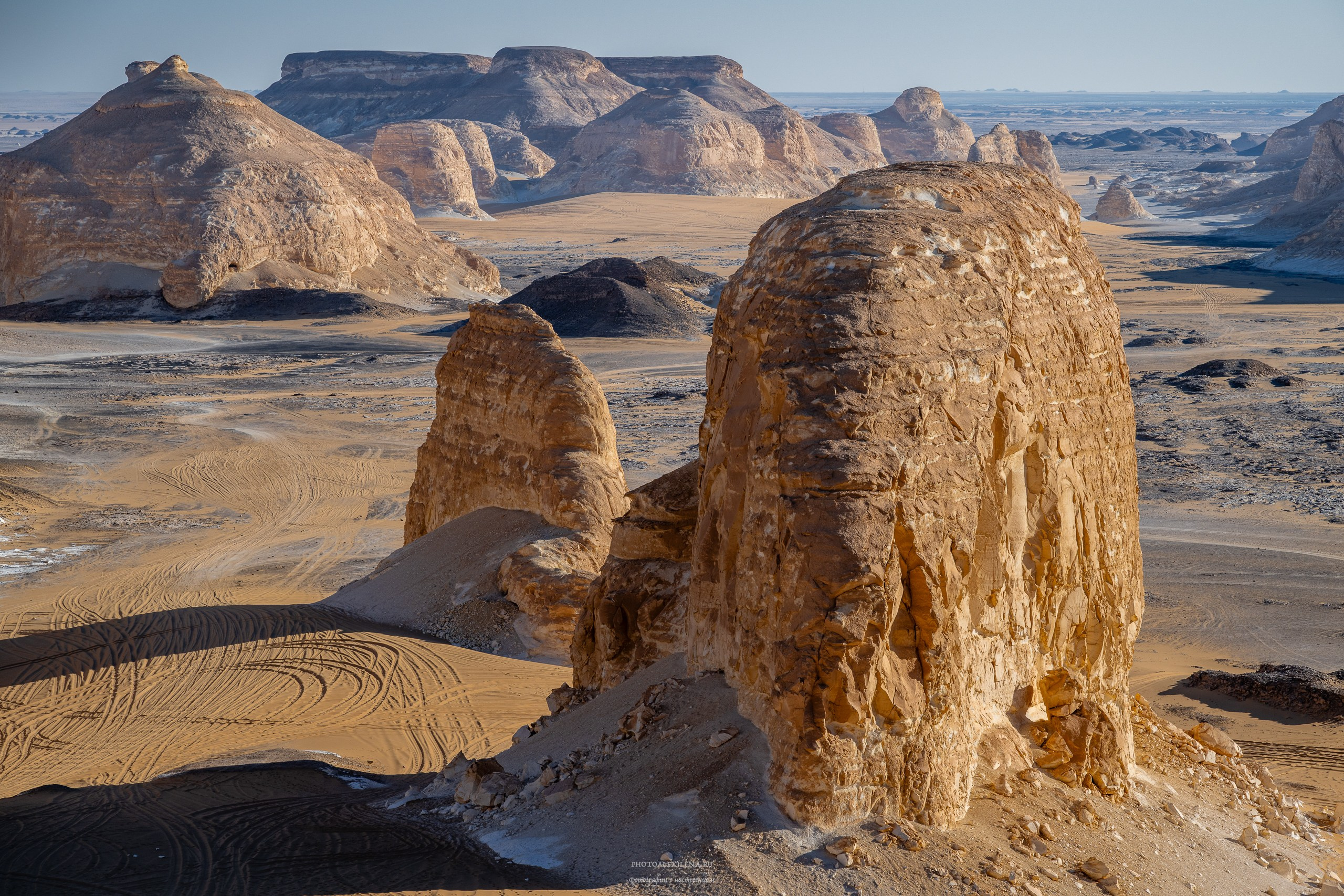 Пустыня чёрная, пустыня белая. Авторские стильные фотокартины