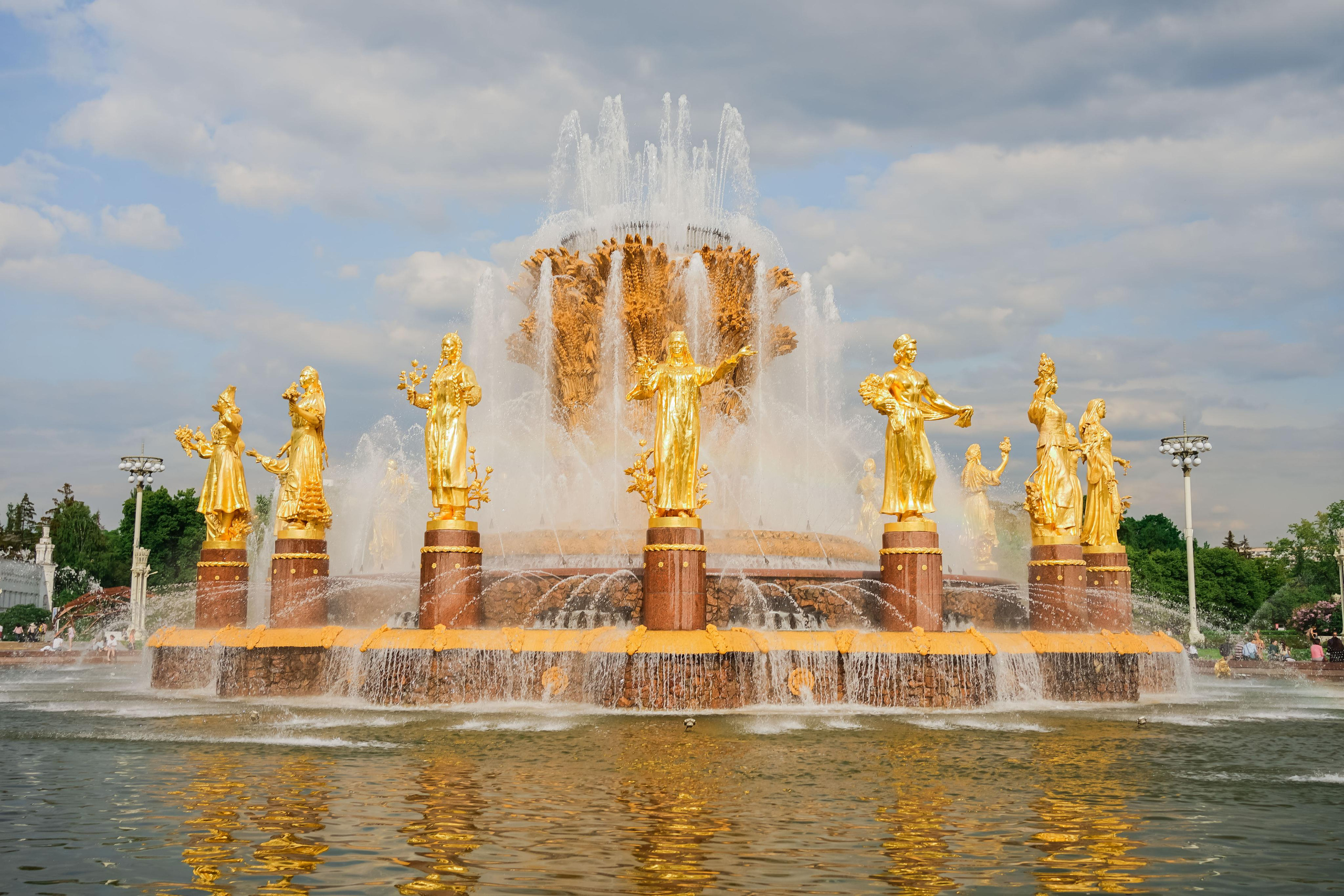 Экскурсия по ВДНХ. ФотоЭкскурсии в Москве|Экскурсии в Москве с фотографом