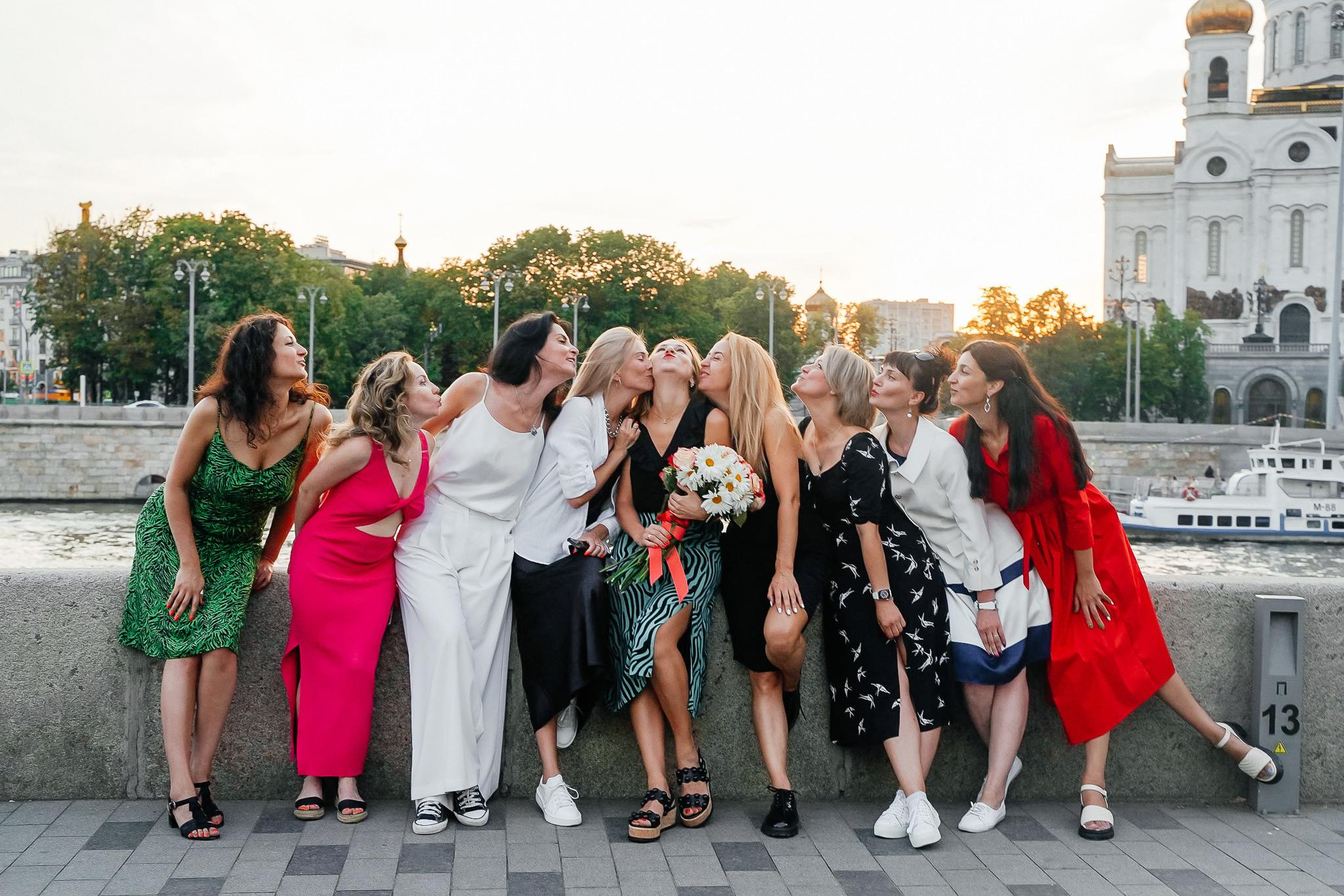 Красный октябрь, Храм Христа Спасителя, таинственный остров в Москве. ФотоЭкскурсии в Москве|Экскурсии в Москве с фотографом