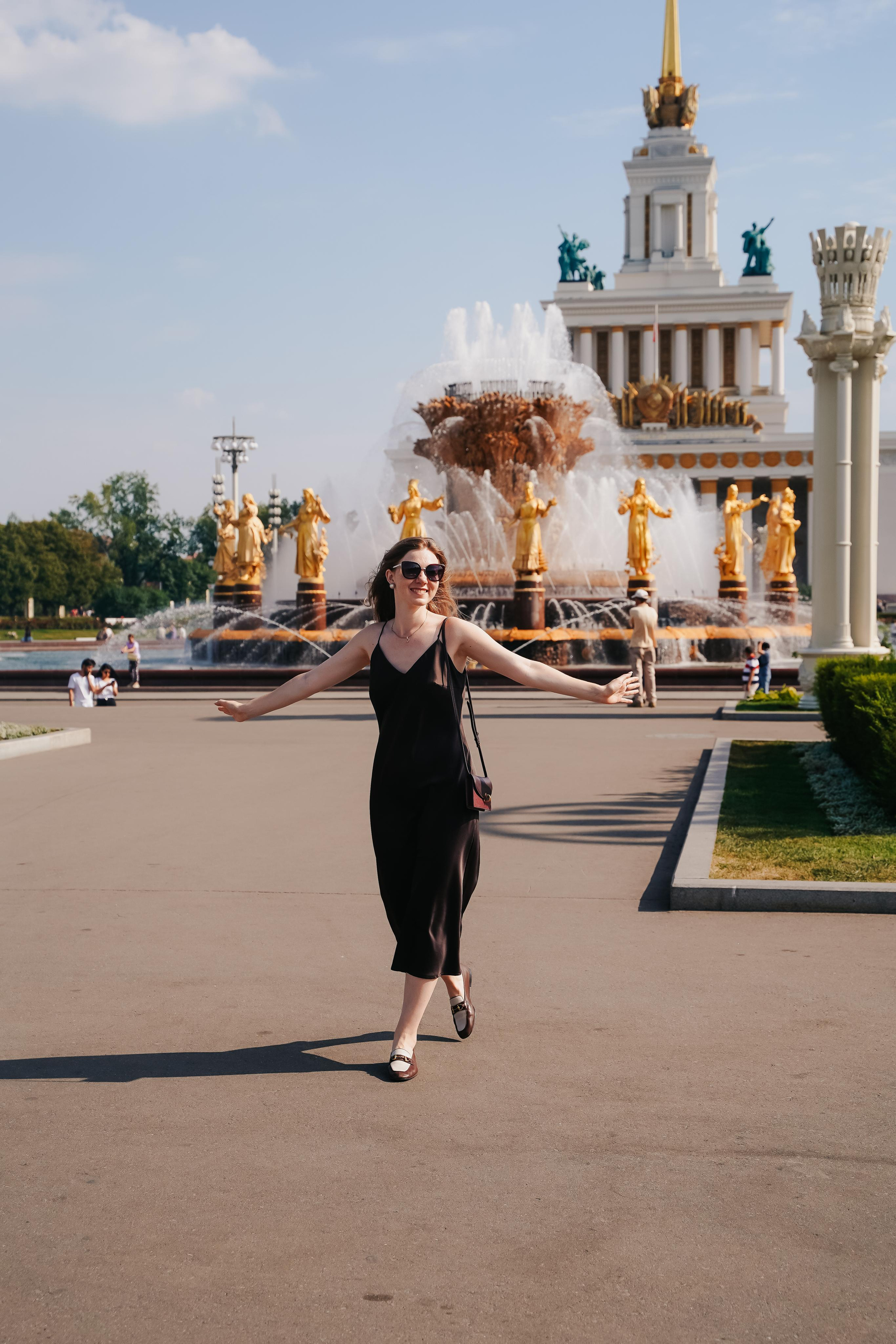 Экскурсия по ВДНХ. ФотоЭкскурсии в Москве|Экскурсии в Москве с фотографом