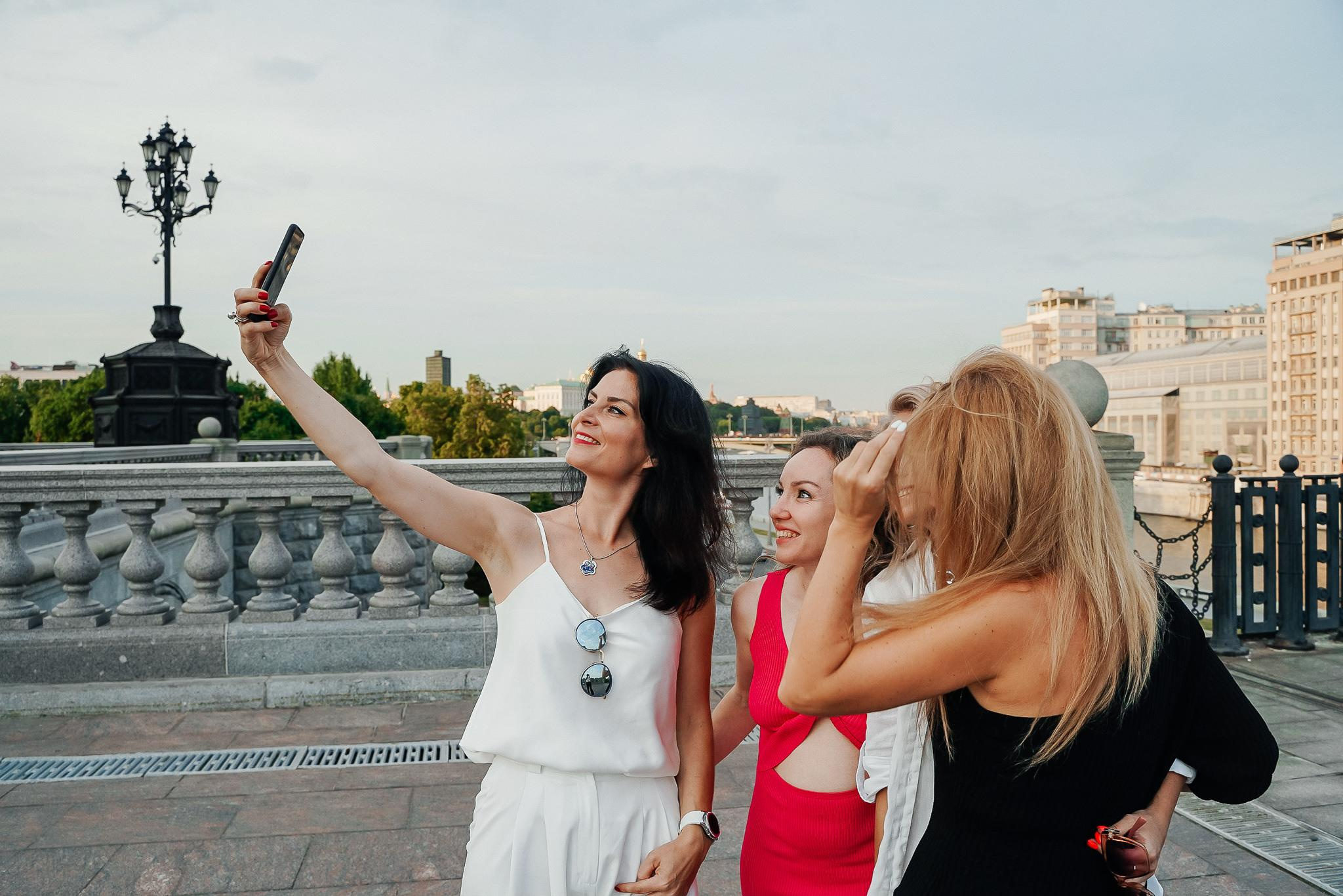 Красный октябрь, Храм Христа Спасителя, таинственный остров в Москве. ФотоЭкскурсии в Москве|Экскурсии в Москве с фотографом