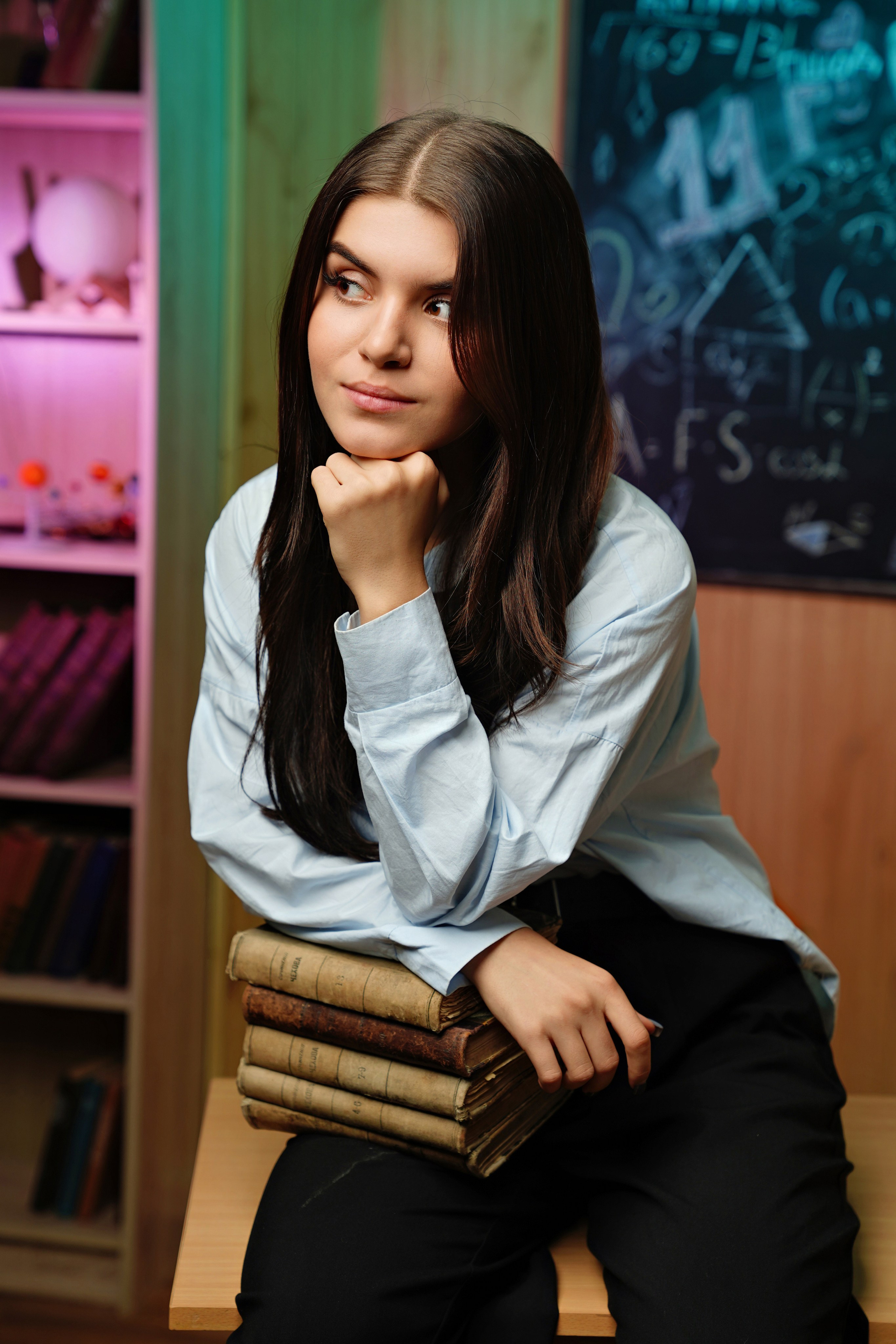 Стиль портрета в студии. GOTRA — выпускные альбомы в Тюмени