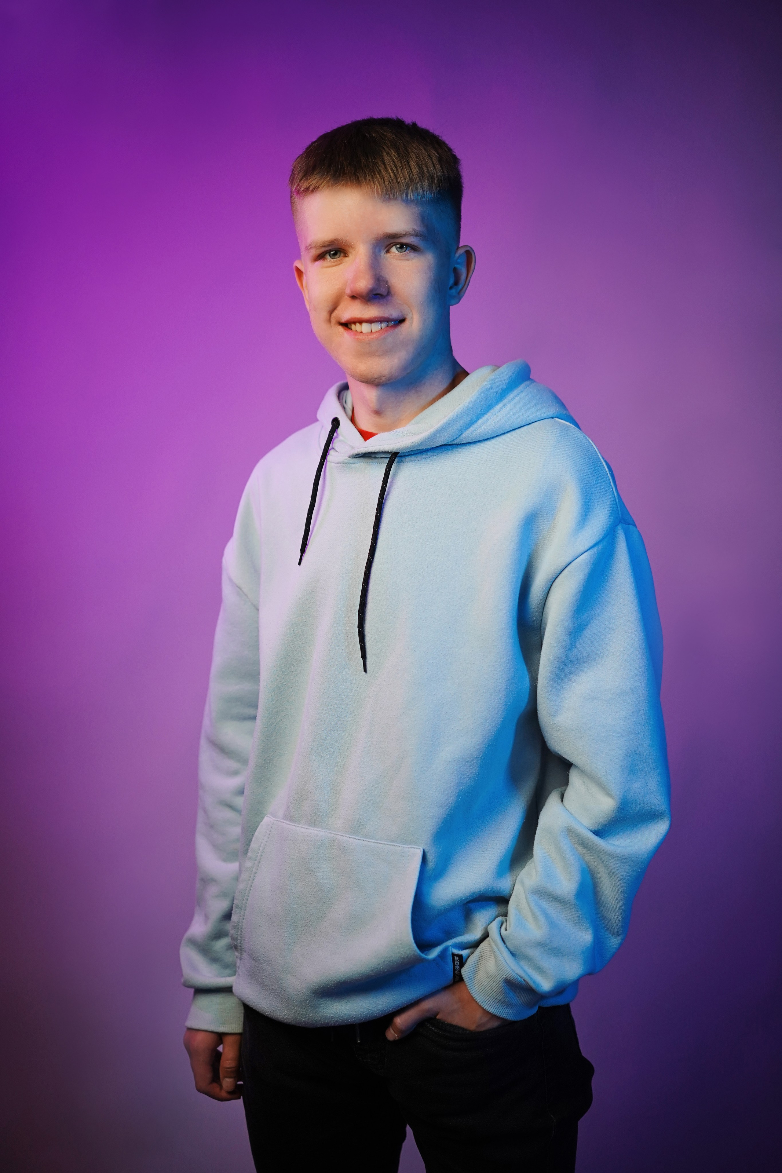 Стиль портрета в студии. GOTRA — выпускные альбомы в Тюмени