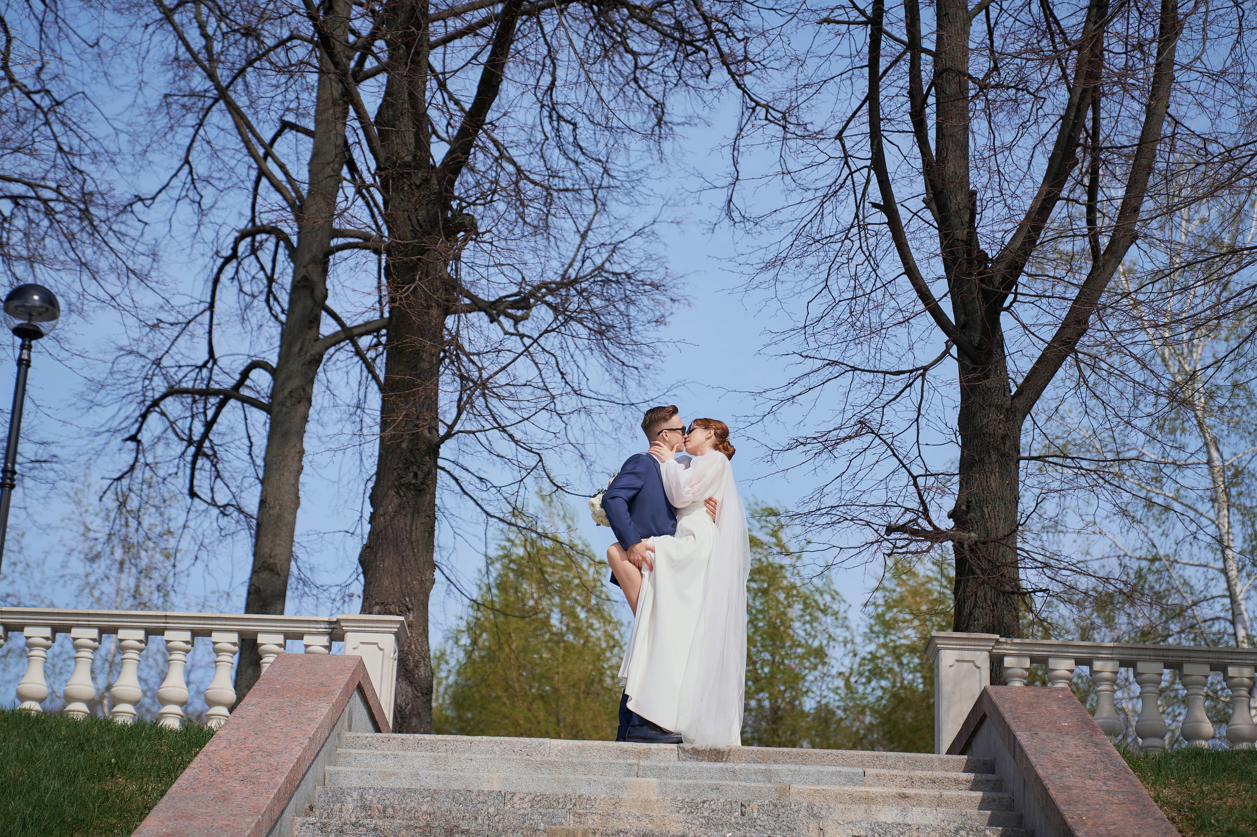 Свадебная Фотосессия в Савёловском ЗАГС и парке Речного Вокзала Москвы