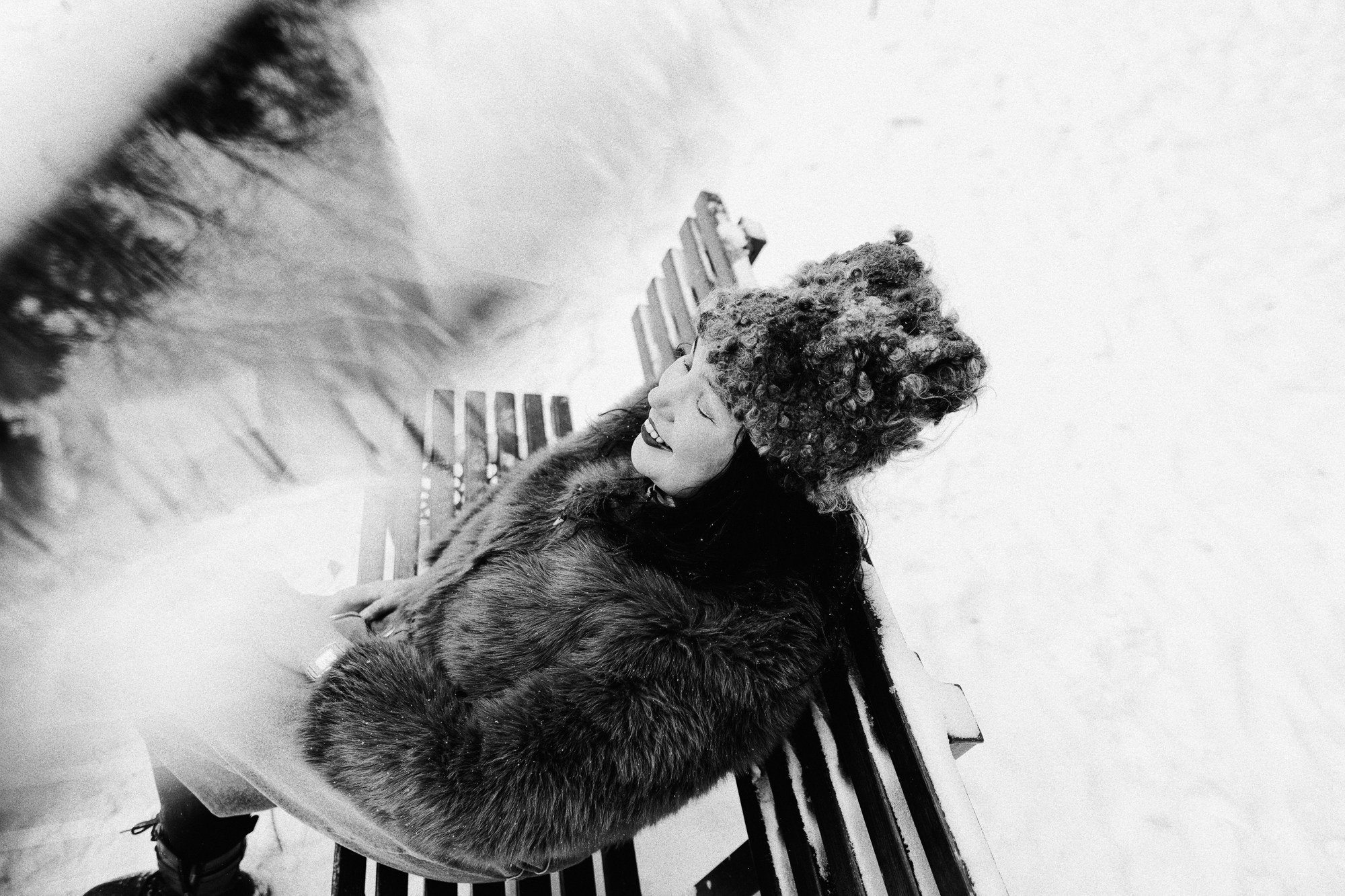 Зимняя фотосессия в Затюменском парке (Тюмень) | Художественная съемка от Daria Mars. Портретный фотограф Тюмень Дарья Мустафина