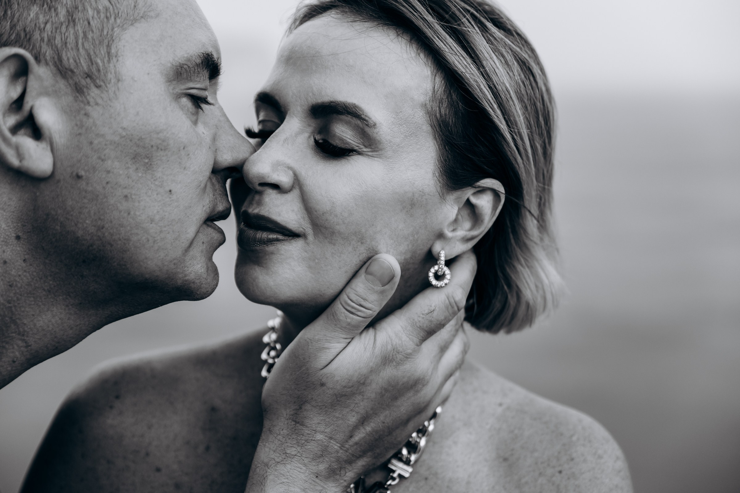 Карина, муж и две дочки. 20летний юбилей. Фотограф в Крыму — Федор зайцев. Свадебная, семейная и портретная съёмка. Фотографии для контента, для бизнеса. Корпоративная съёмка