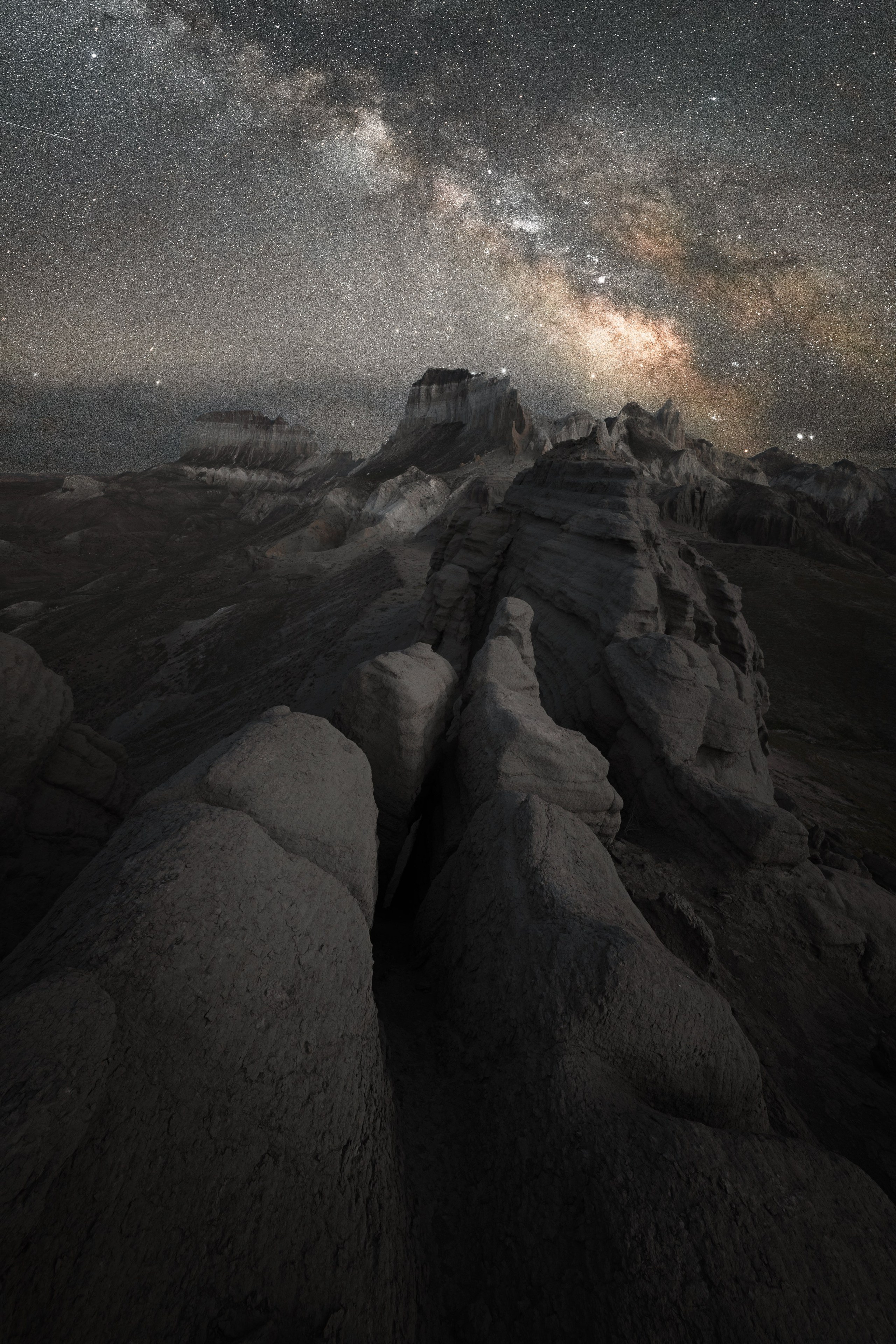 Экспедиция в Мангистау. Казахстан (28.03 — 11.04.25). Фотограф Константин Шамин