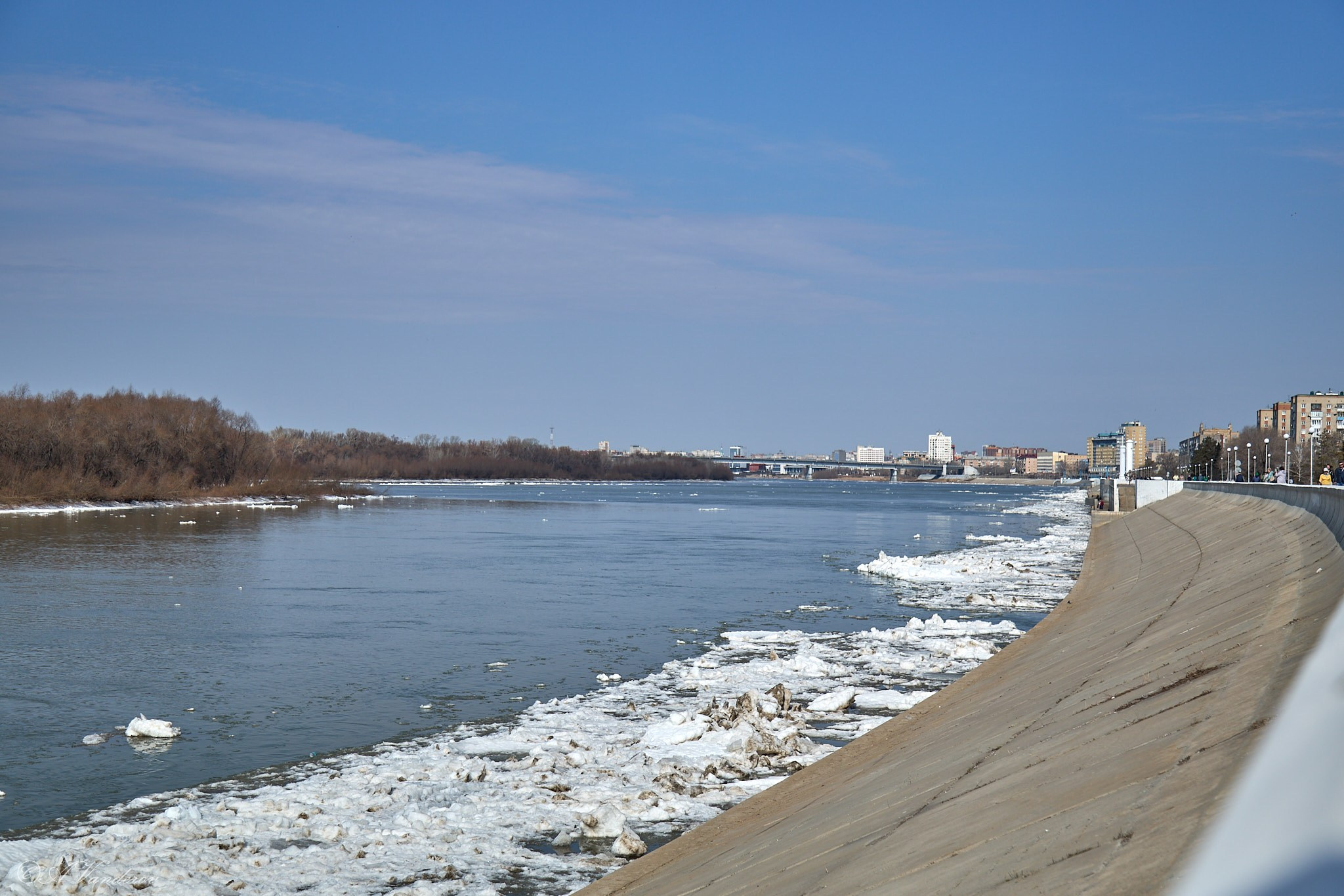Весенняя прогулка по городу. Фотограф Омск | Александр Вандеров