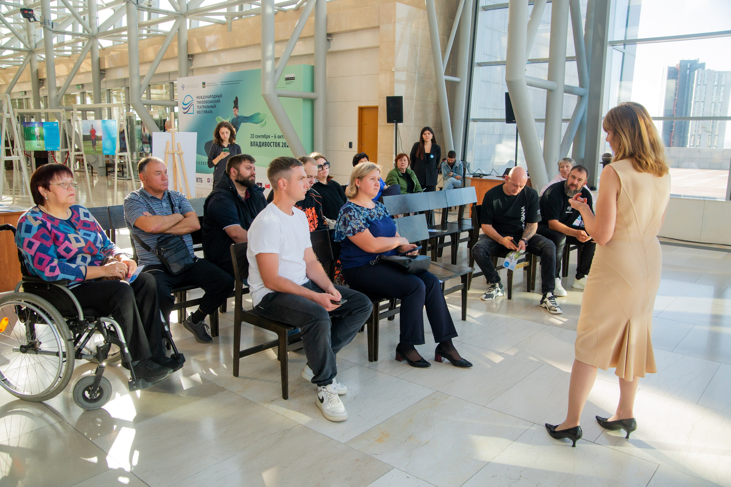 Репортажная фотосъемка во Владивостоке. Портретный, свадебный, репортажный фотограф во Владивостоке Юлиана Джули Фокс