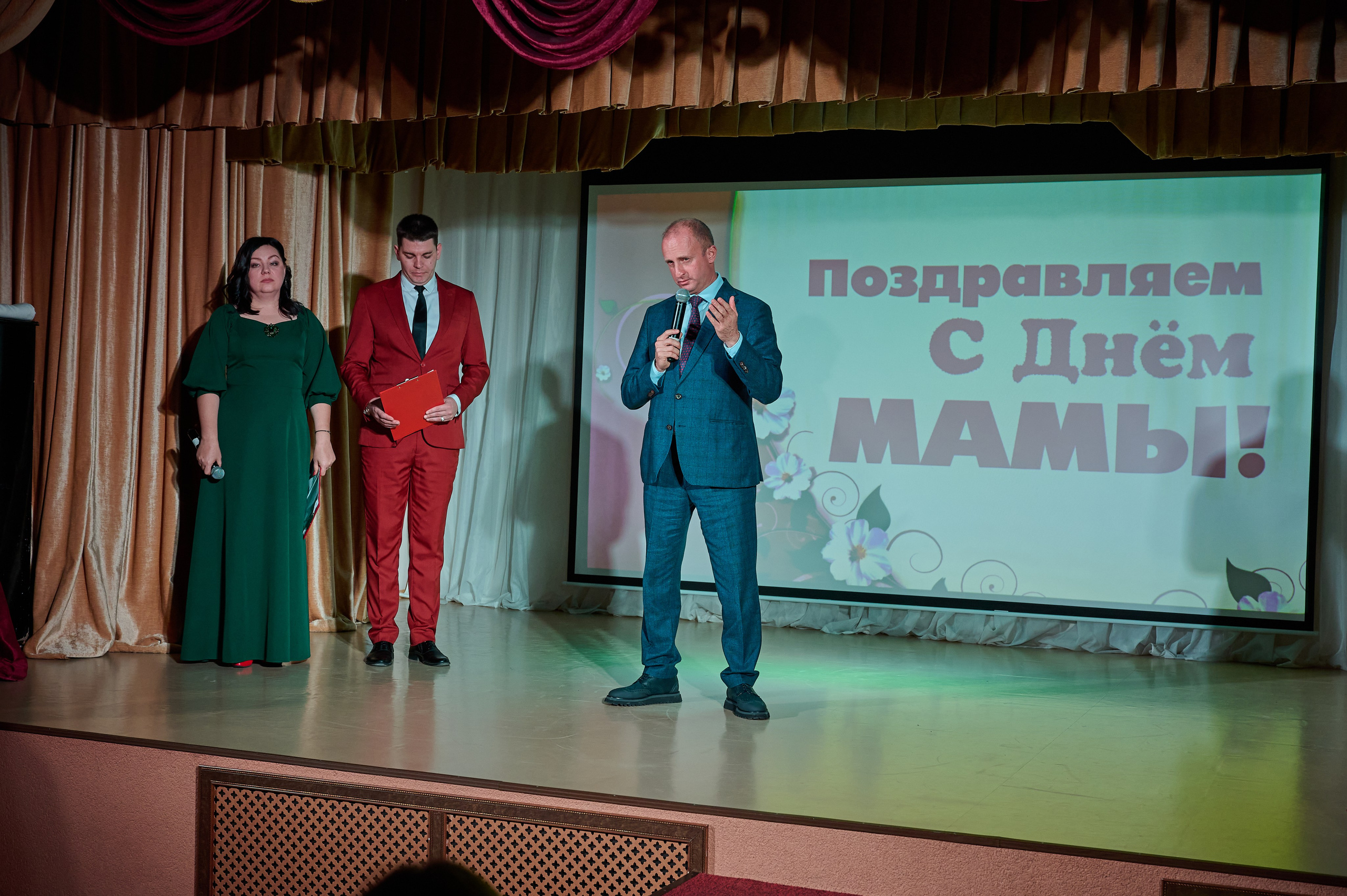 День матери ДК Виноградный. Жизнь курорта Кабардинка в фотографиях