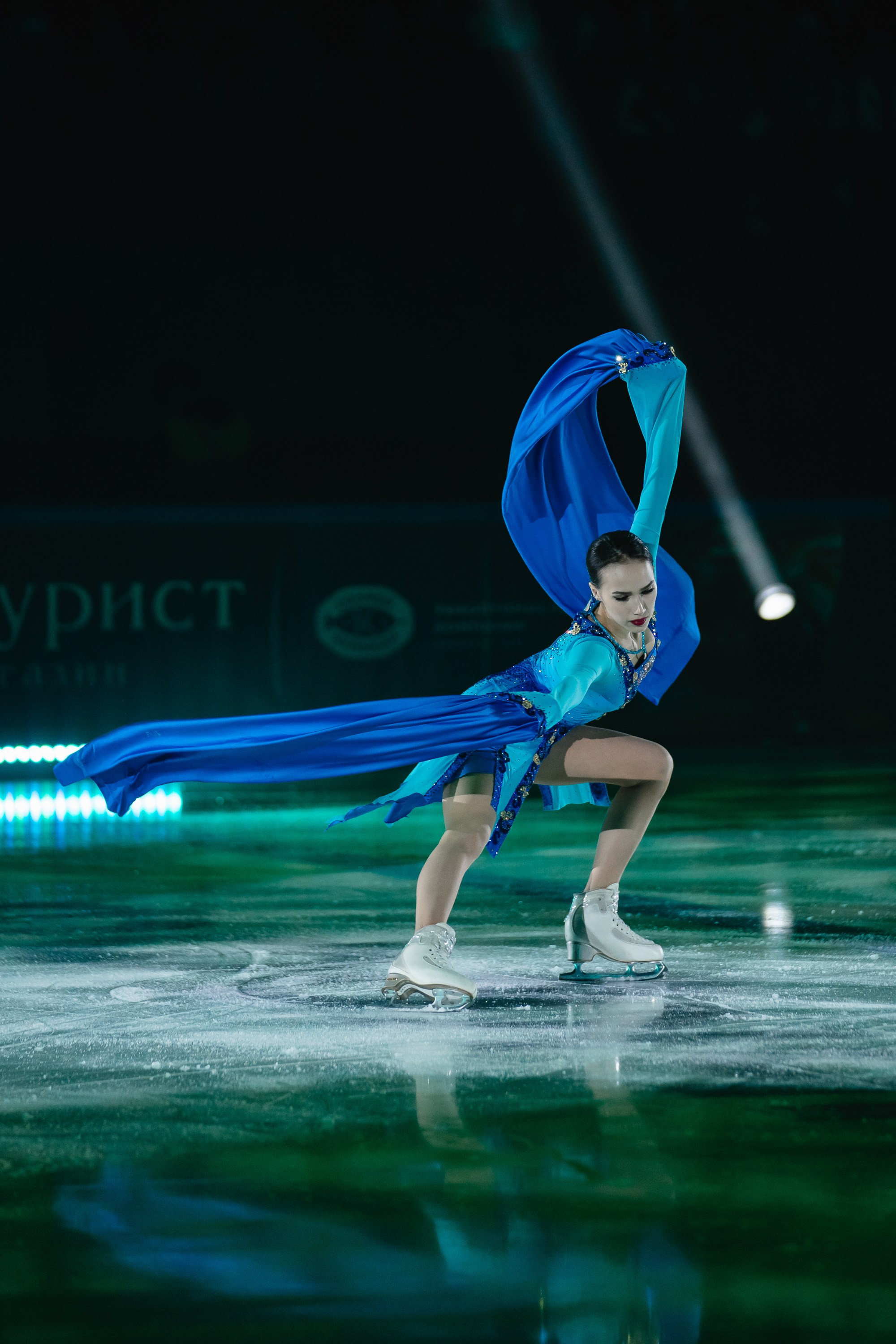 Шоу «Чемпионы на льду» в Новосибирске. Воробьева Ксения — Спортивный и танцевальный фотограф Новосибирск