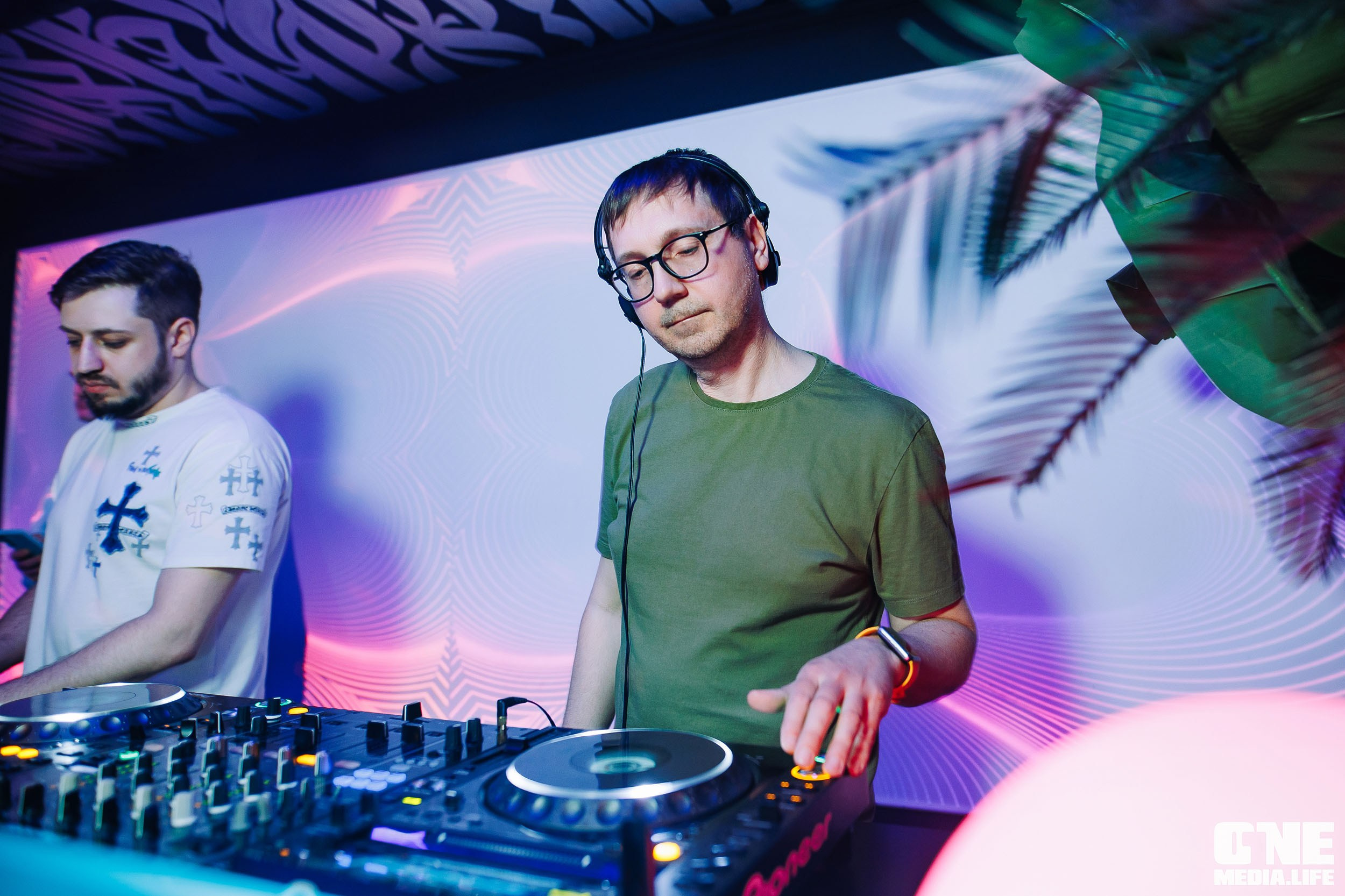 Dj Alexey Viper в Nisha. One Media Life: фоторепортажи, фотоотчеты с мероприятий и заведений