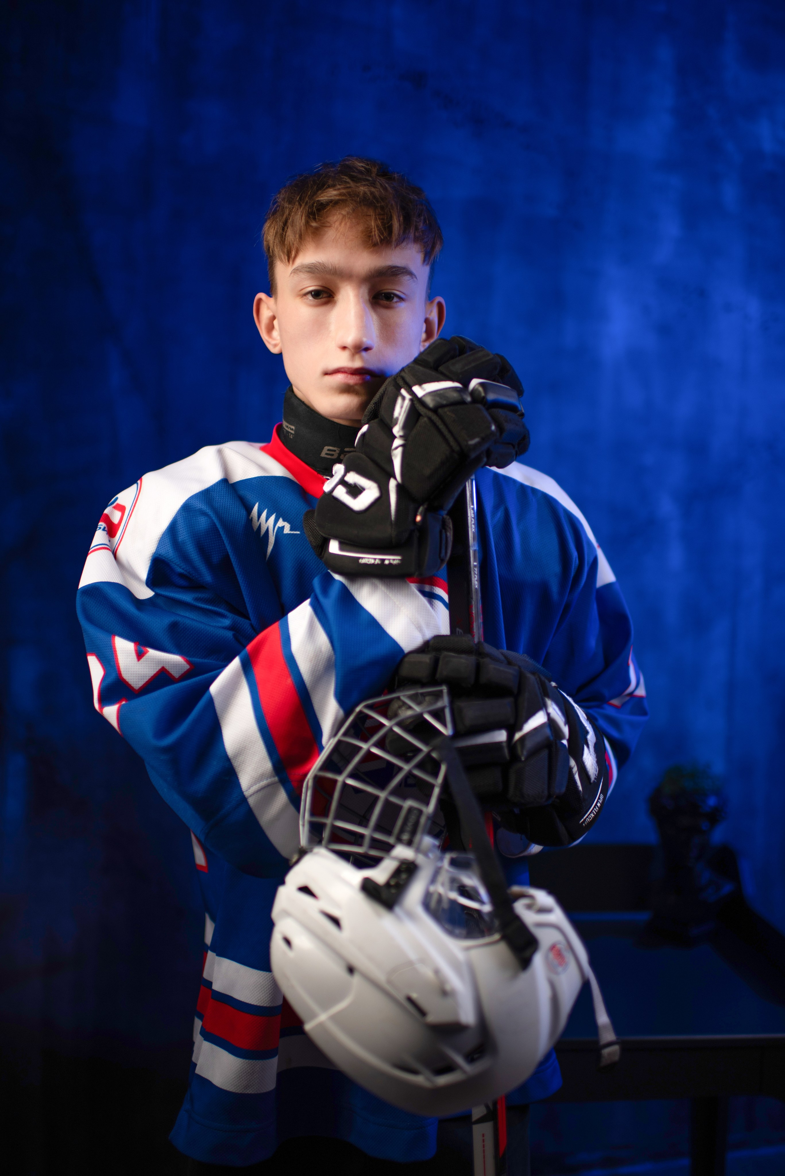 Выпускной альбом 9 и 11 класс «Гранж». Выпускные альбомы в Тюмени для школ, садов, вузов спортивных секций