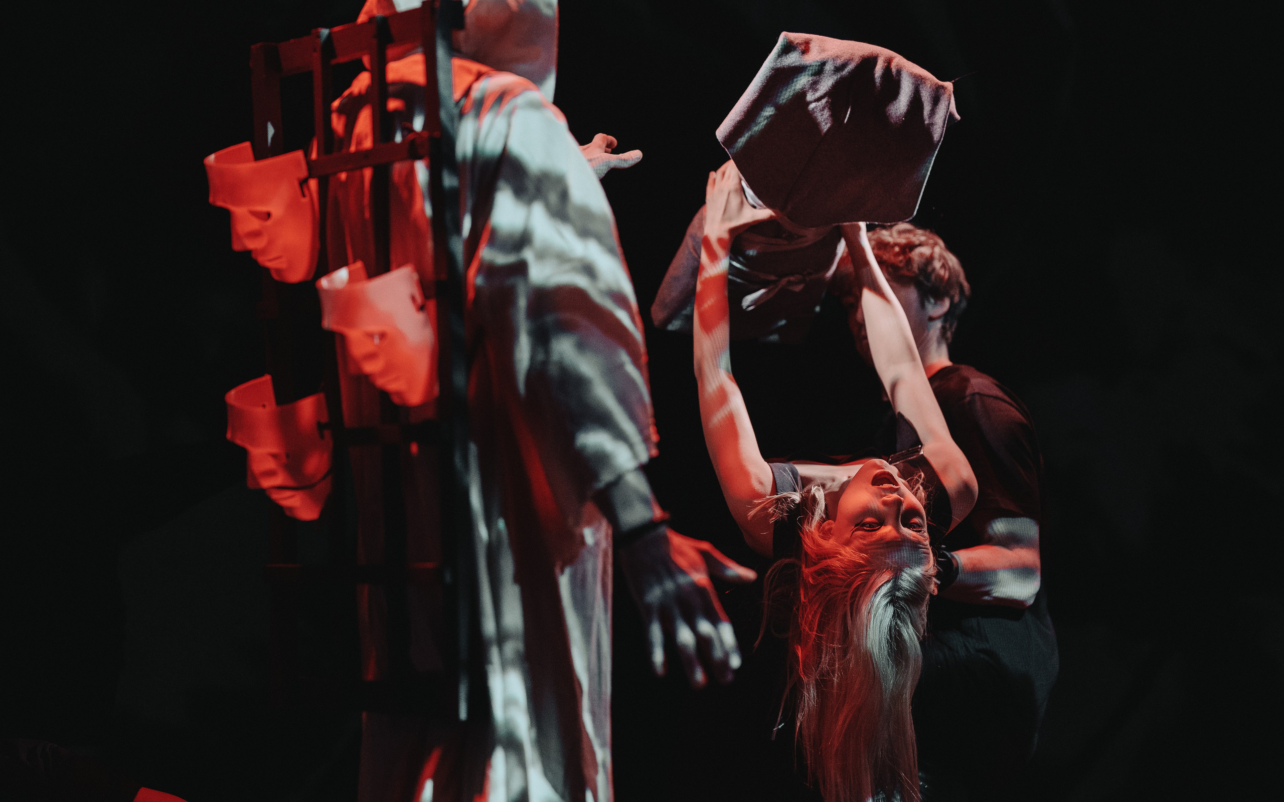 «Мне скучно, бес!» — режиссер Лев Рахлин. Театральный фотограф в Санкт-Петербурге Дмитрий Скареднов