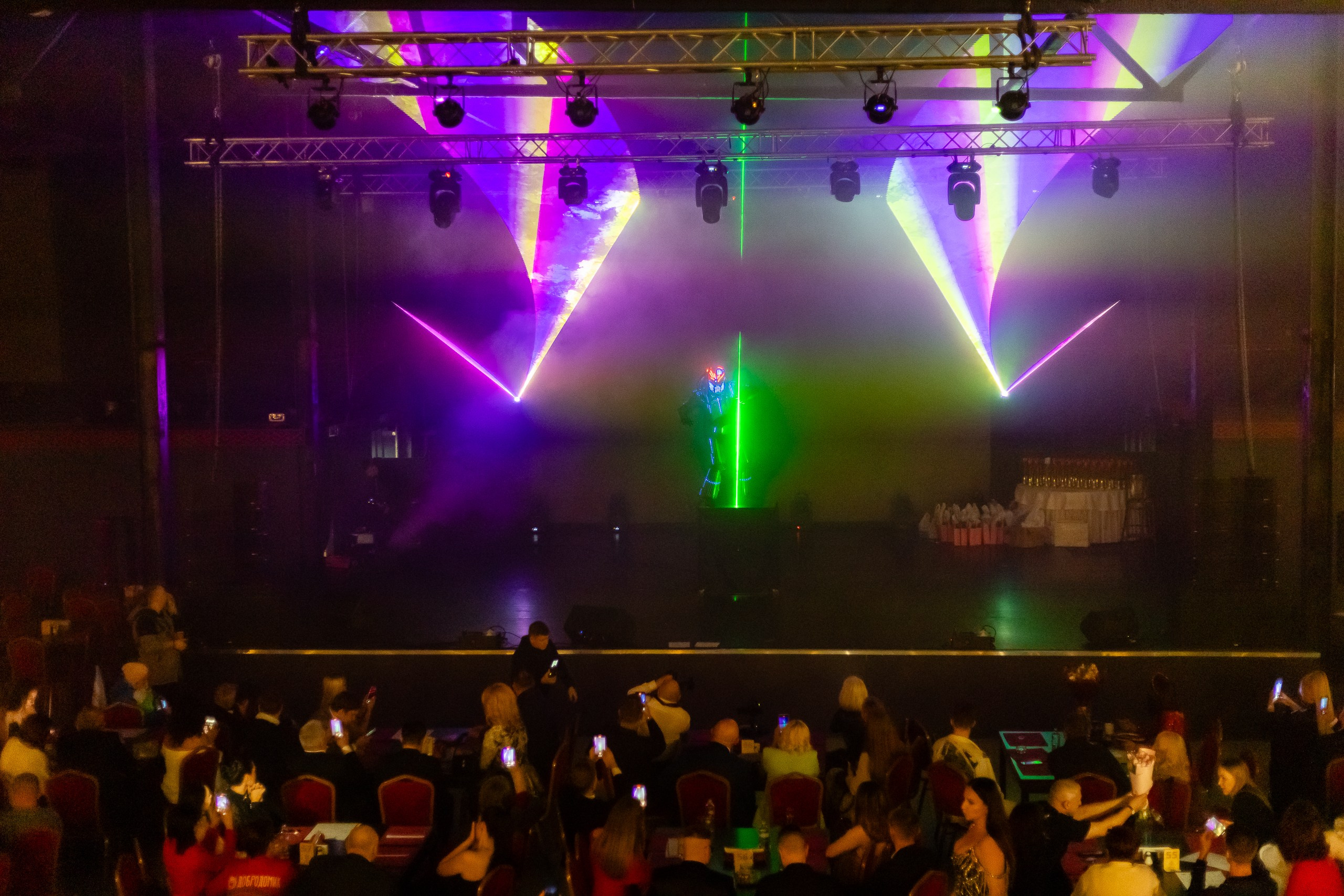 Репортаж с вручения премии МЕДИА ПЕРСОНА РОССИИ 2024. Фотограф в Санкт-Петербурге — Сергей Петров