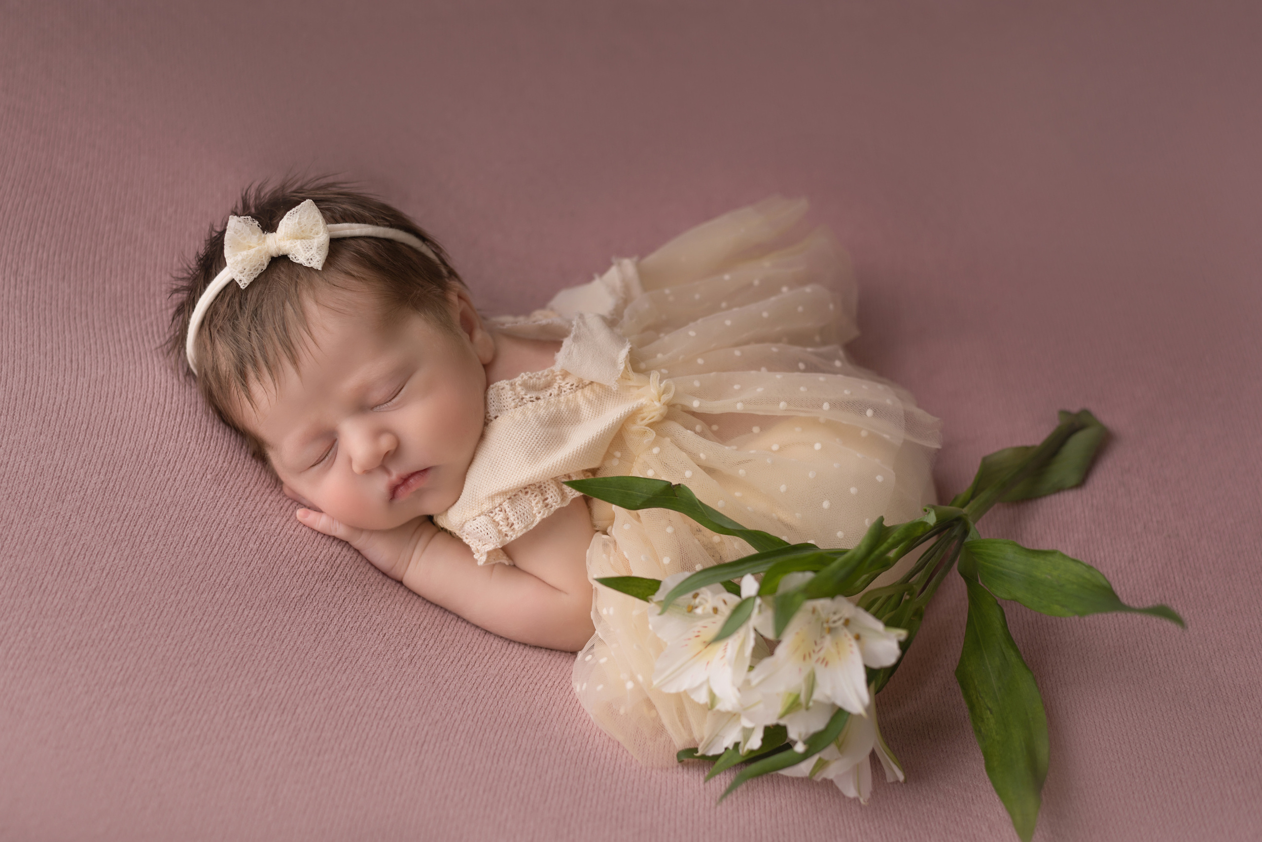 Photographer of newborns and children up to a year in Montenegro