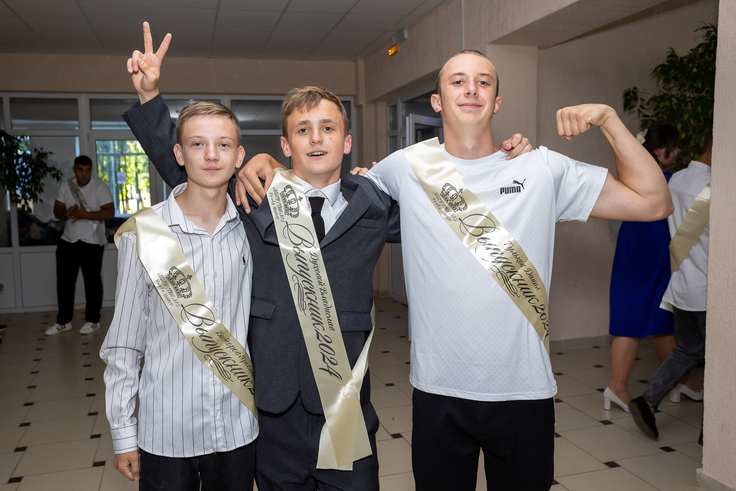 Вручение аттестата 2024 г. Выпускные альбомы Майкоп, Краснодар Елена Золотарева