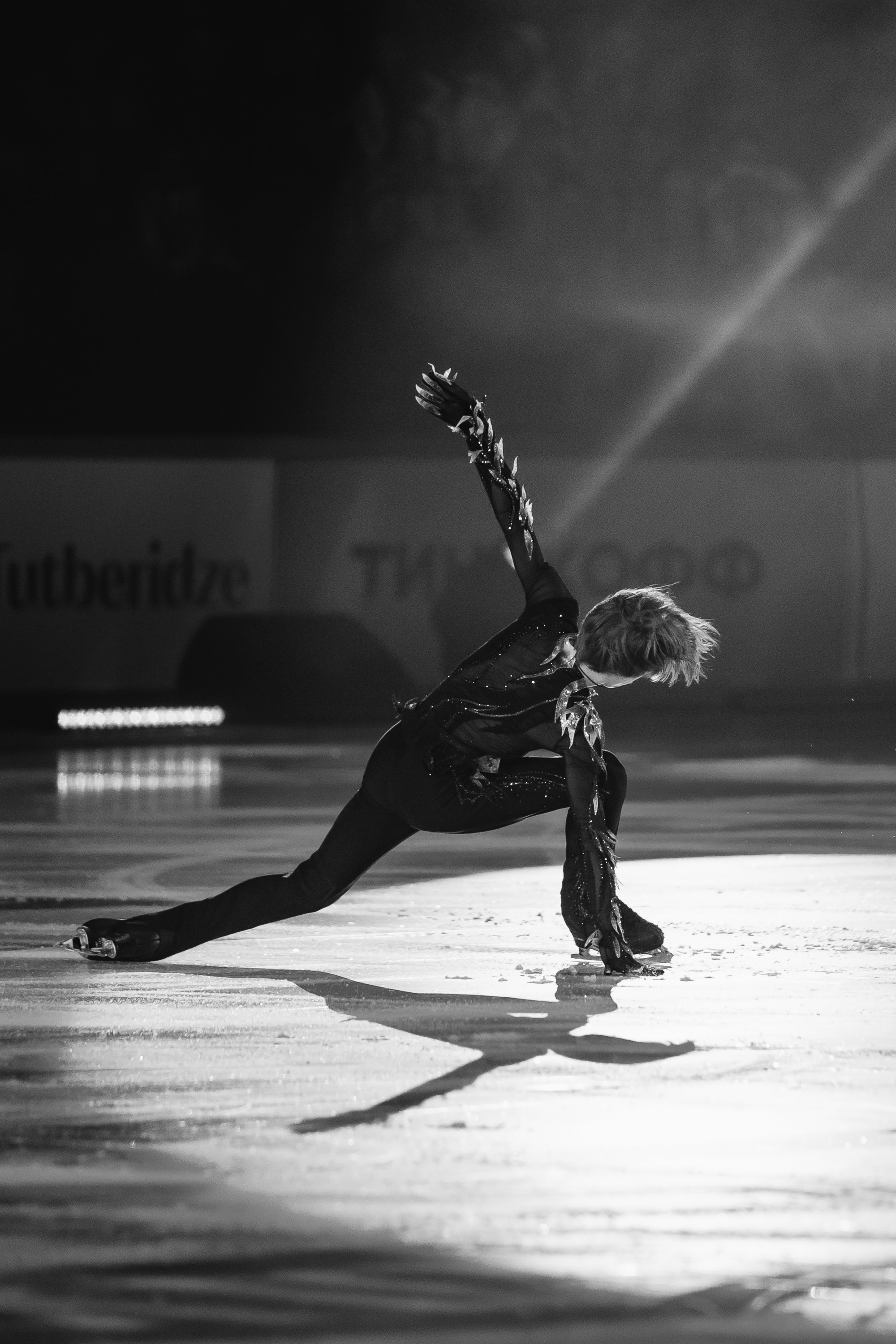Шоу «Чемпионы на льду» в Новосибирске. Воробьева Ксения — Спортивный и танцевальный фотограф Новосибирск