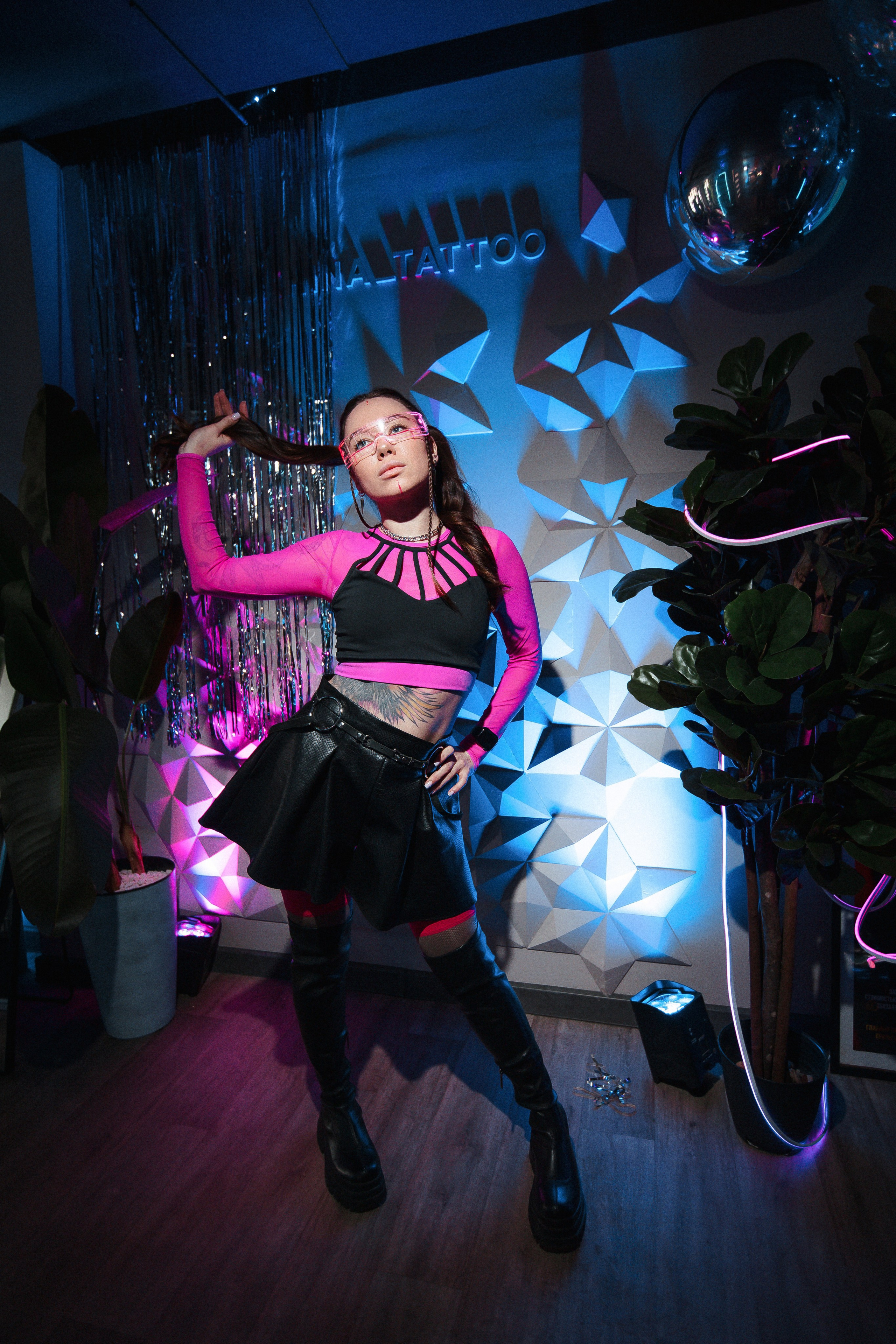 Walk-In Day в стиле киберпанк в тату-студии MUKHINA TATTOO. СВОИ. ФОТООТЧЕТЫ-СОБЫТИЯ-МЕСТА