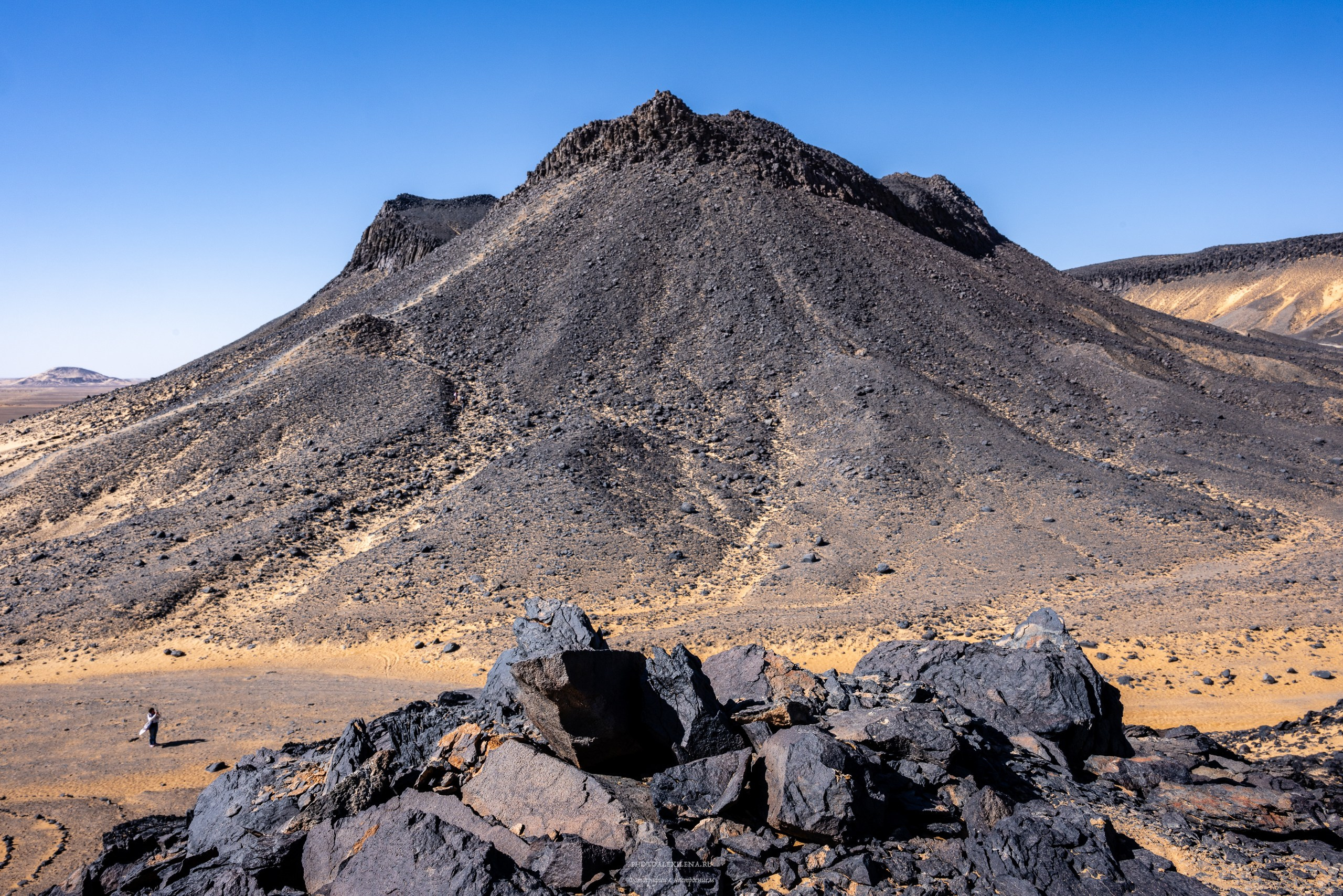 Пустыня чёрная, пустыня белая. Авторские стильные фотокартины