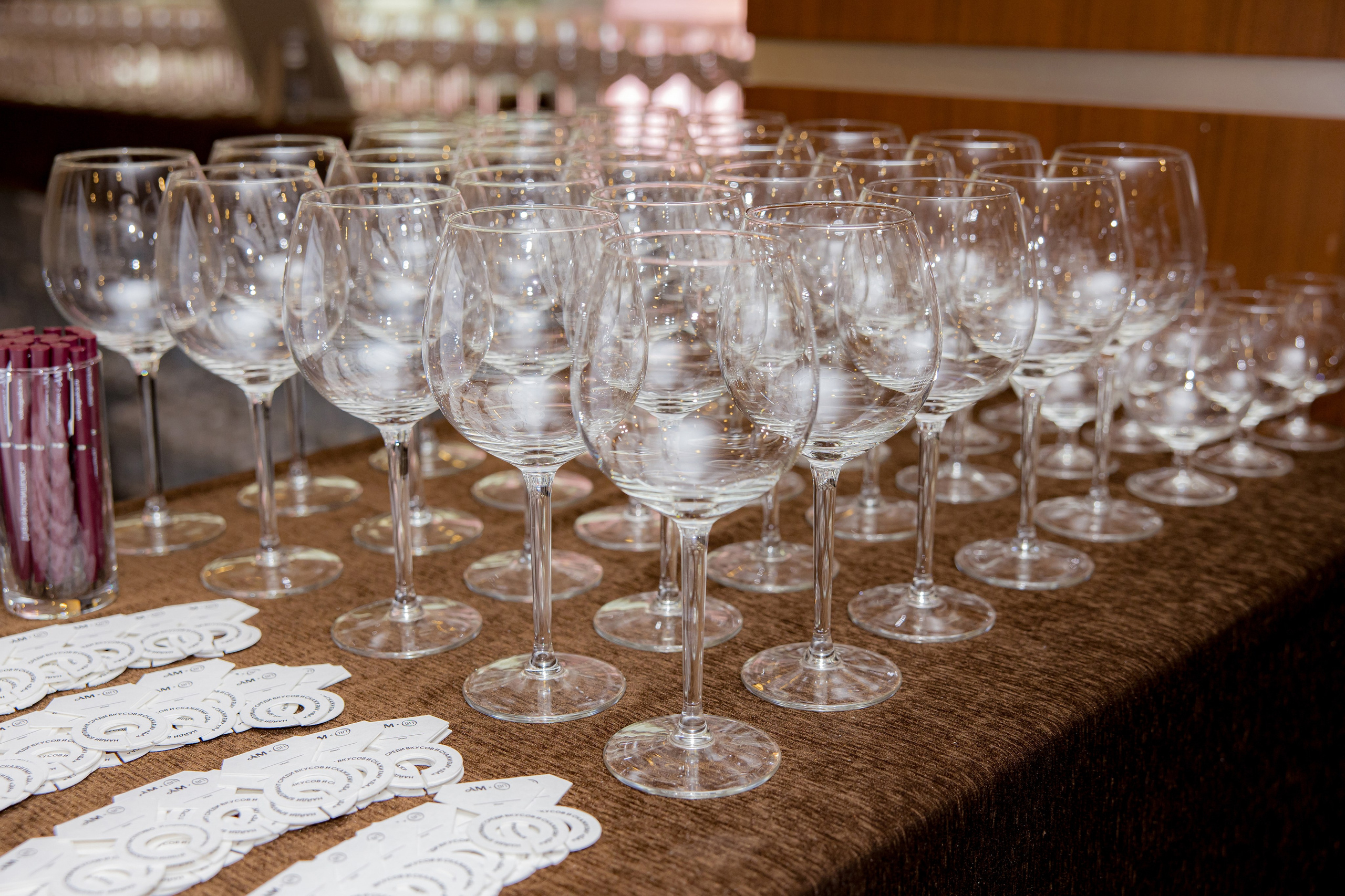 Репортажная фото- и видеосъемка Винного салона «Ароматный мир» в СПб