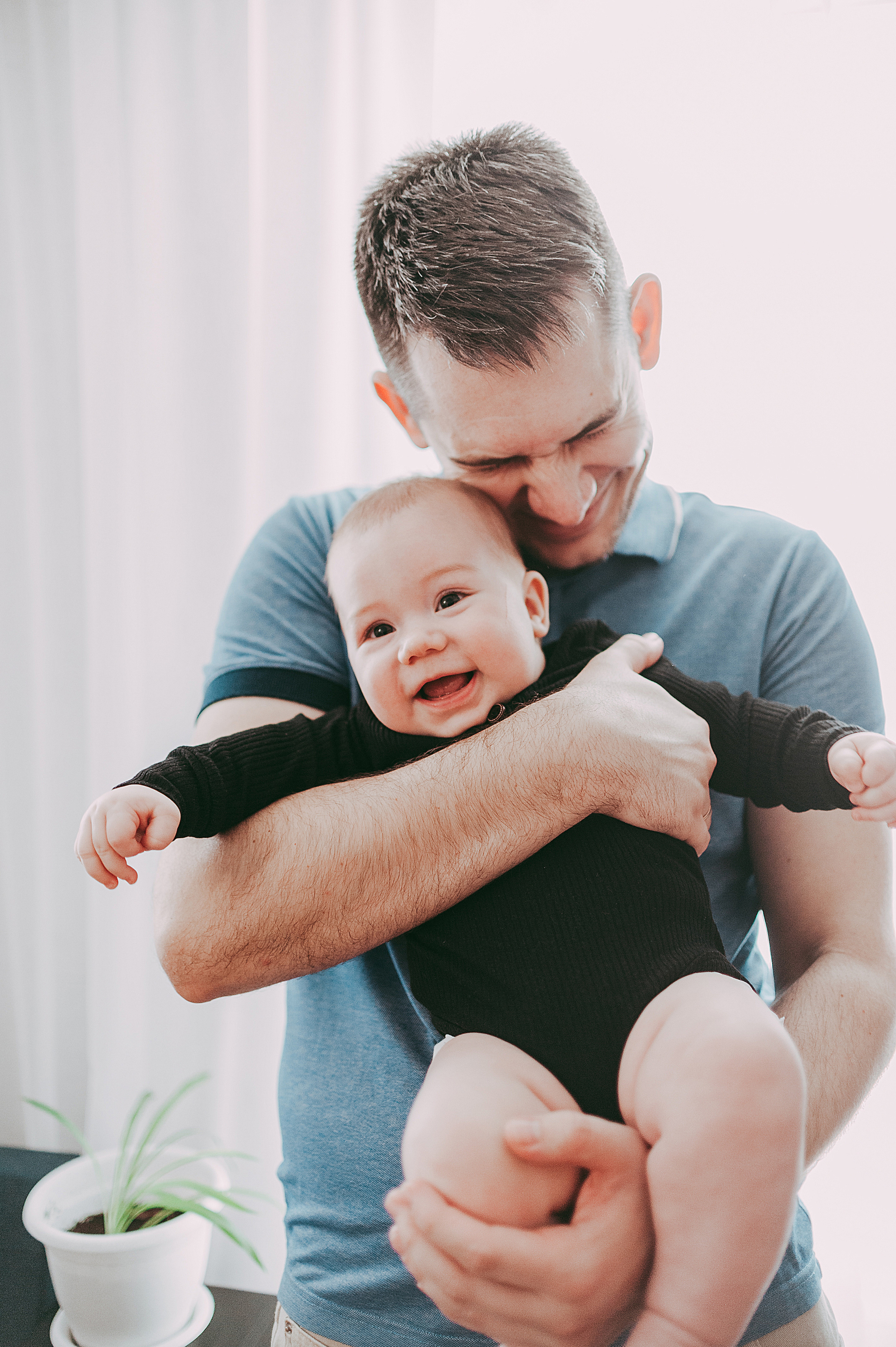 Домашняя история Артёма. Свадебный и семейный фотограф в Ростове-на-Дону Алина Астахова