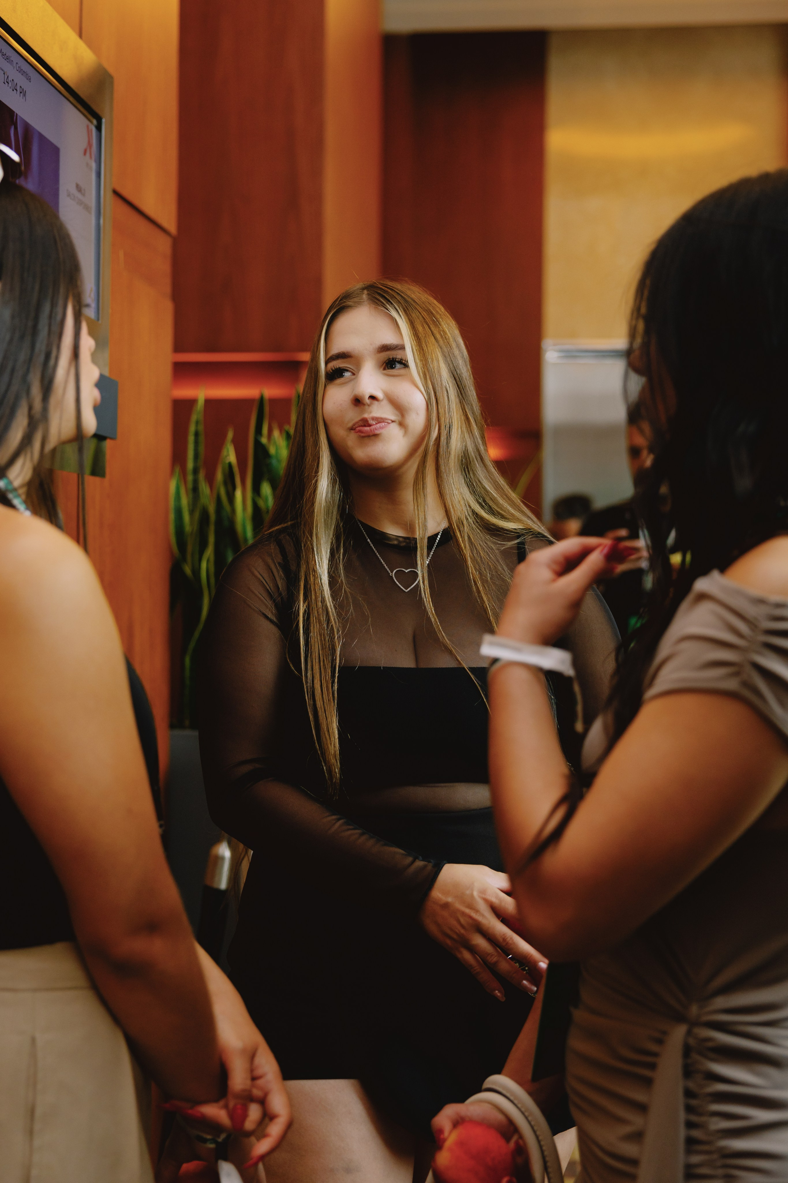 TRADERS DAY By NeomAAA Medellin. NeomAAA Funds Gallery