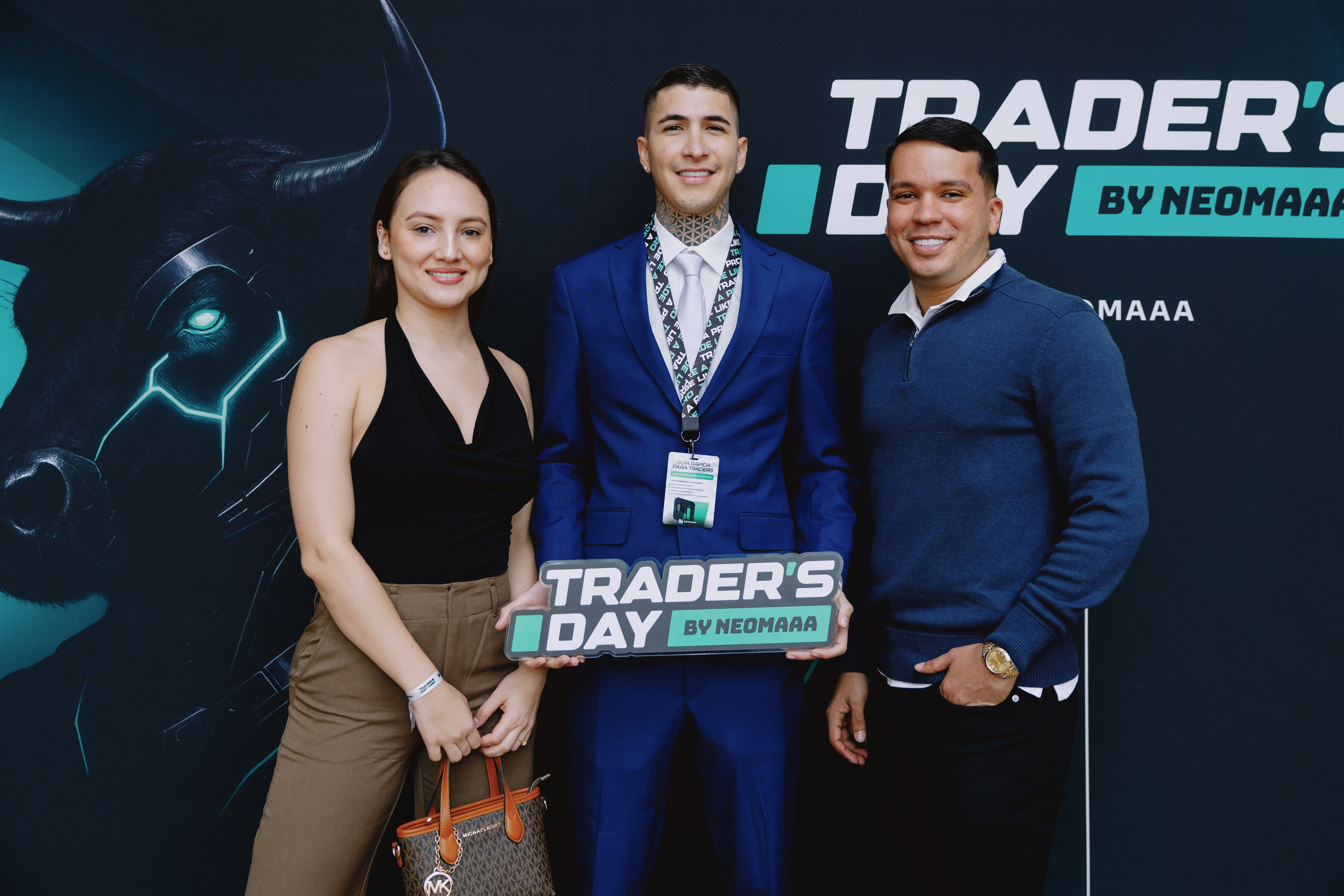 TRADERS DAY By NeomAAA Medellin. NeomAAA Funds Gallery