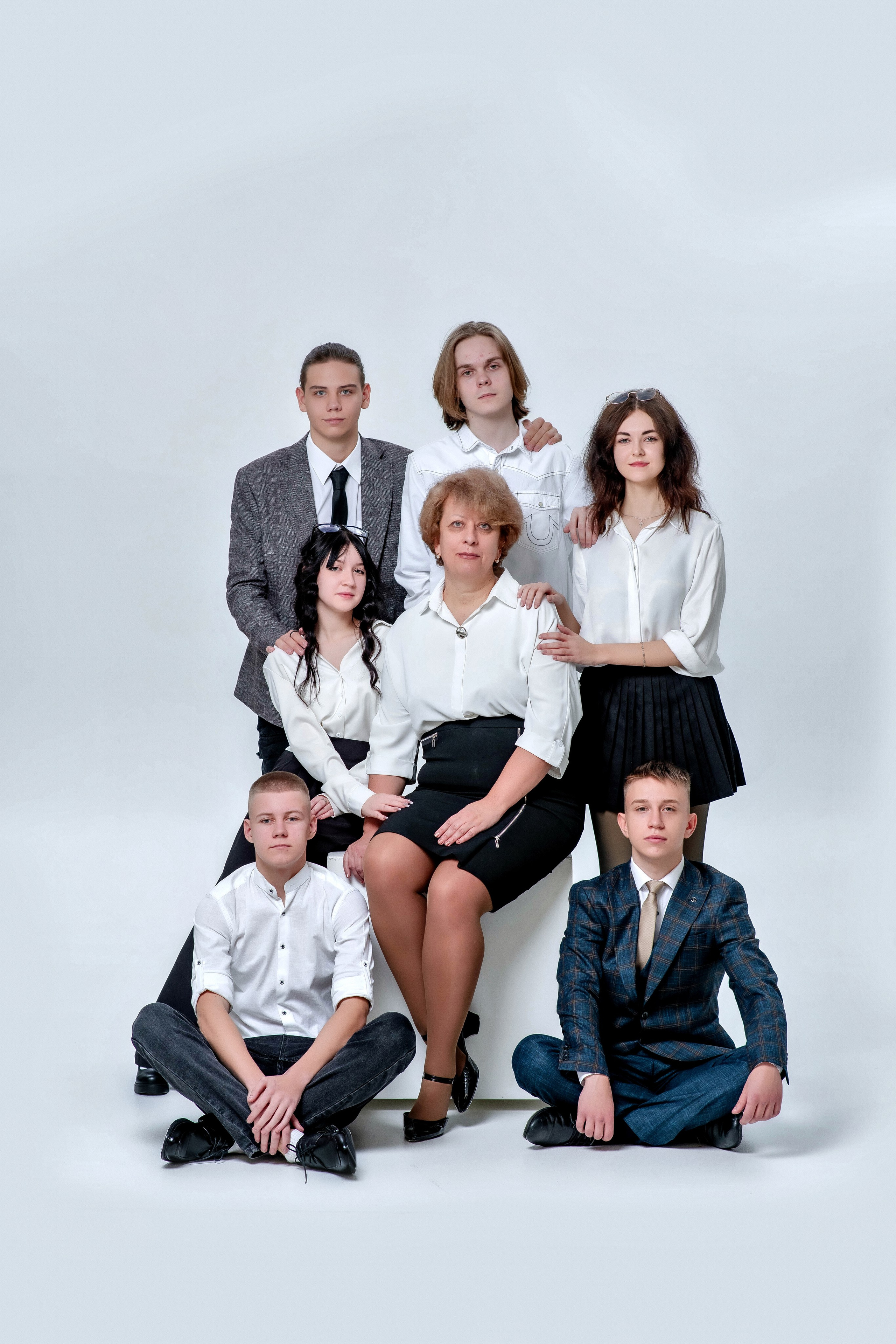 Выпускные (школьные) альбомы (книги) в Ростове-на-Дону. Современные Выпускные Альбомы в Ростове-на-Дону