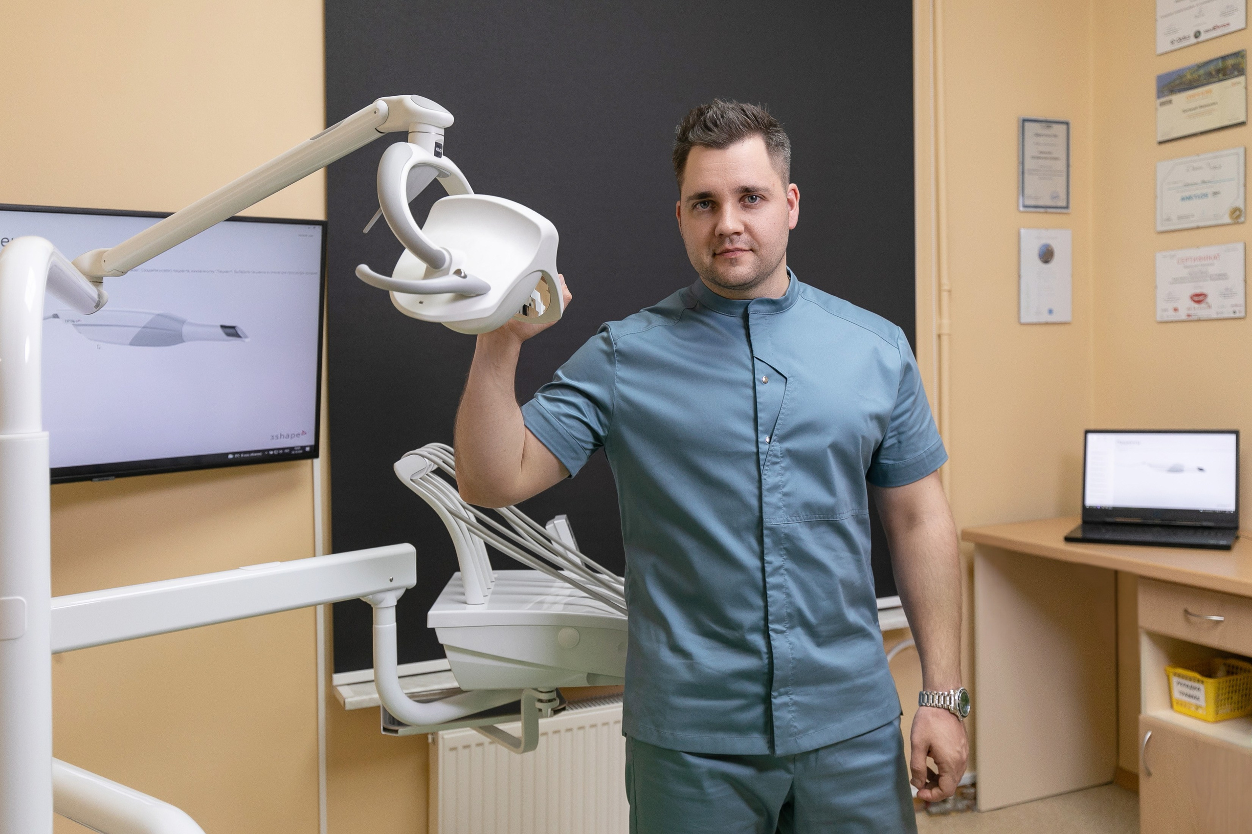 — Клиники, индустрия карсоты. Брук Артём