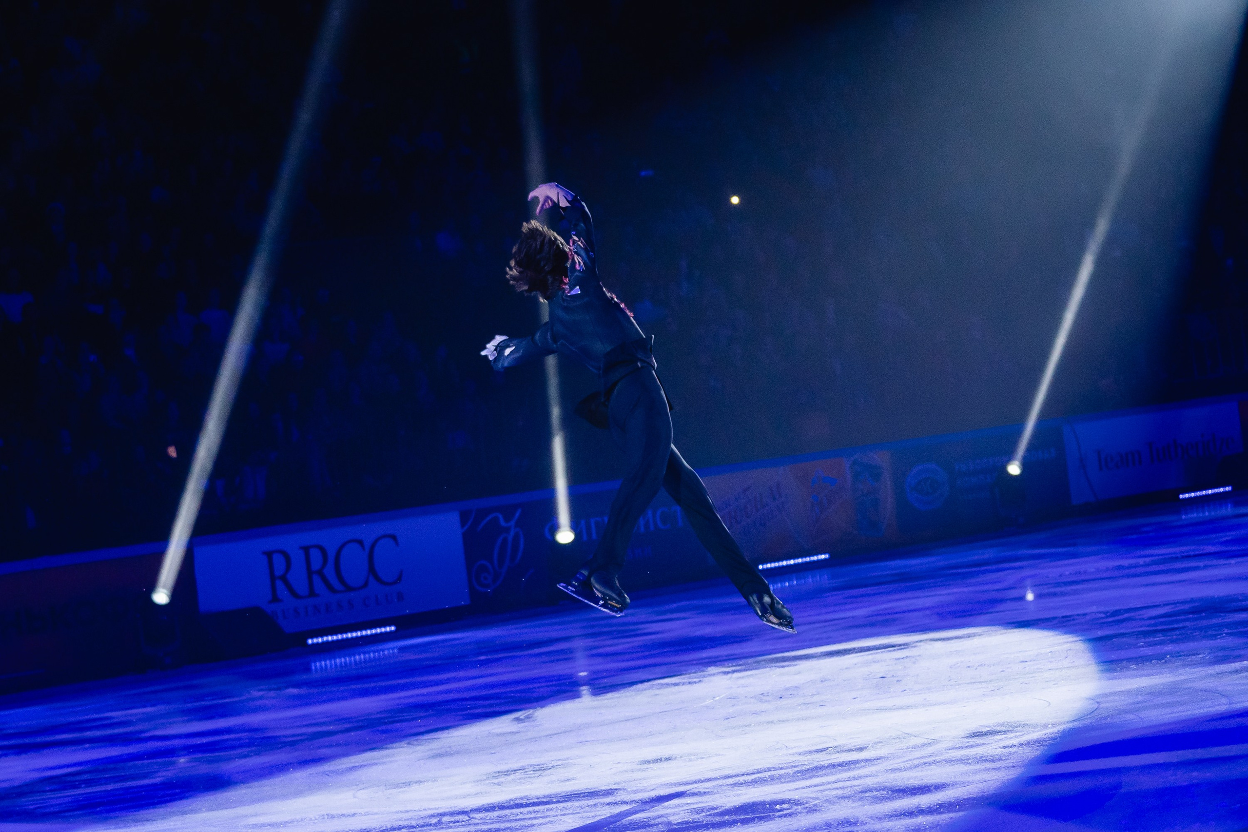Шоу «Чемпионы на льду» в Новосибирске. Воробьева Ксения — Спортивный и танцевальный фотограф Новосибирск