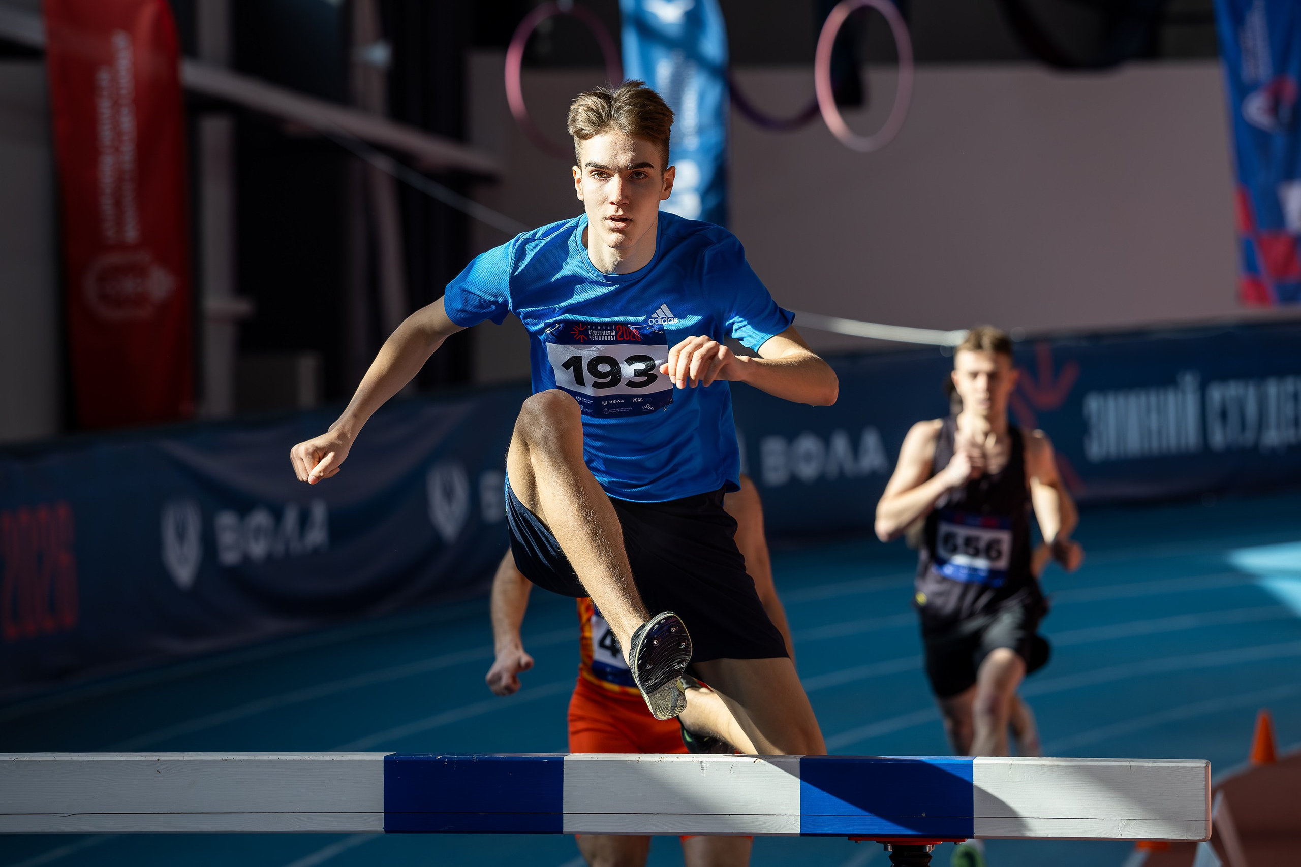 Всероссийские соревнования среди студентов по легкой атлетике в помещении — Зимний студенческий чемпионат 2026. Свадебная фотосъёмка в Москве, Туле